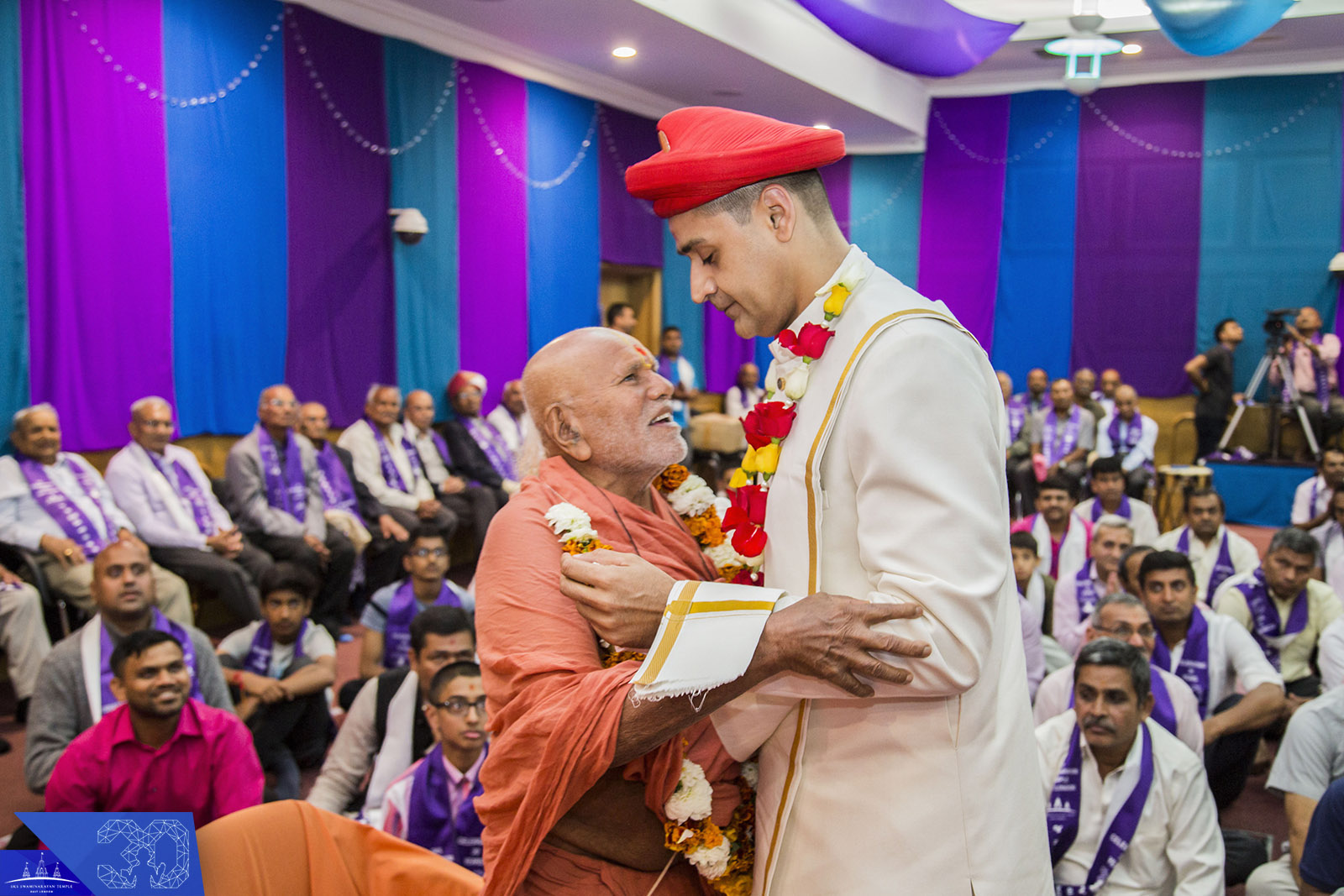 88 - ©1987-2017 SKS Swaminarayan Temple East London