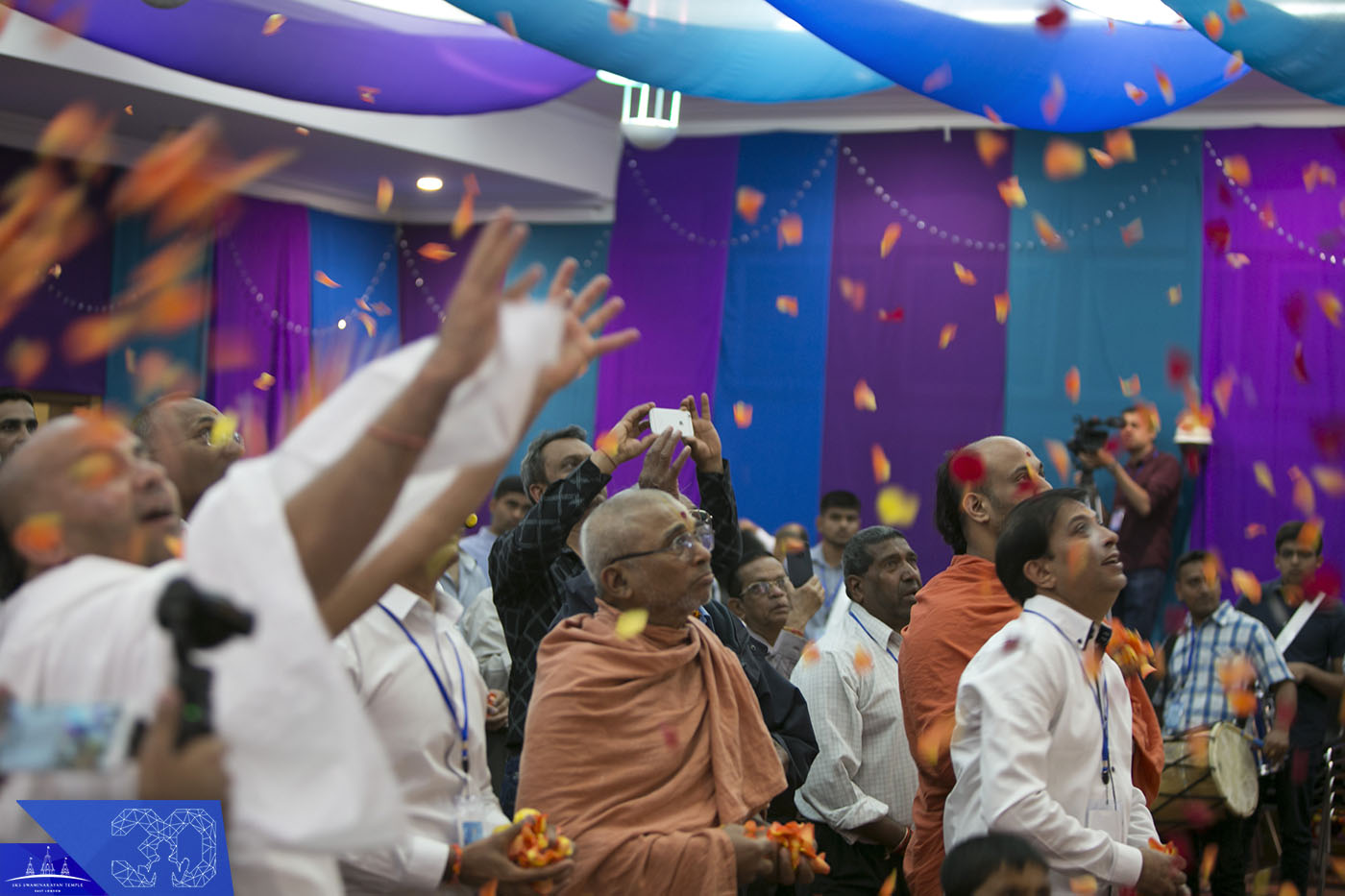 ©1987-2017 SKS Swaminarayan Temple East London