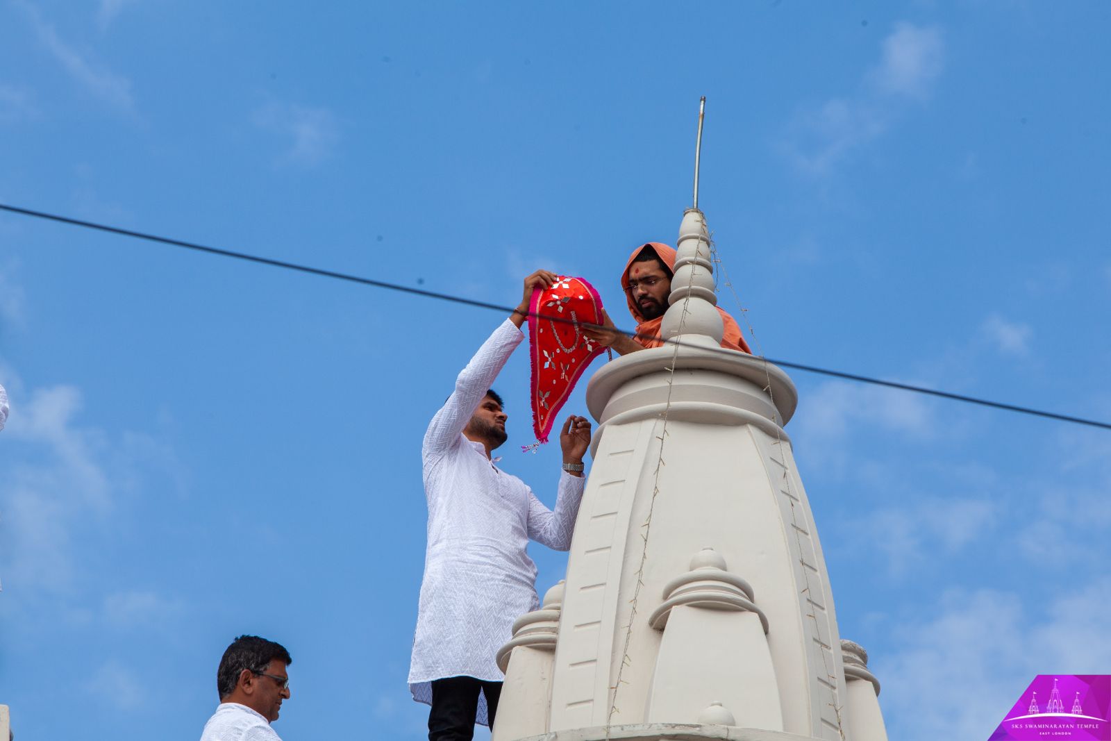 ©1987-2017 SKS Swaminarayan Temple East London
