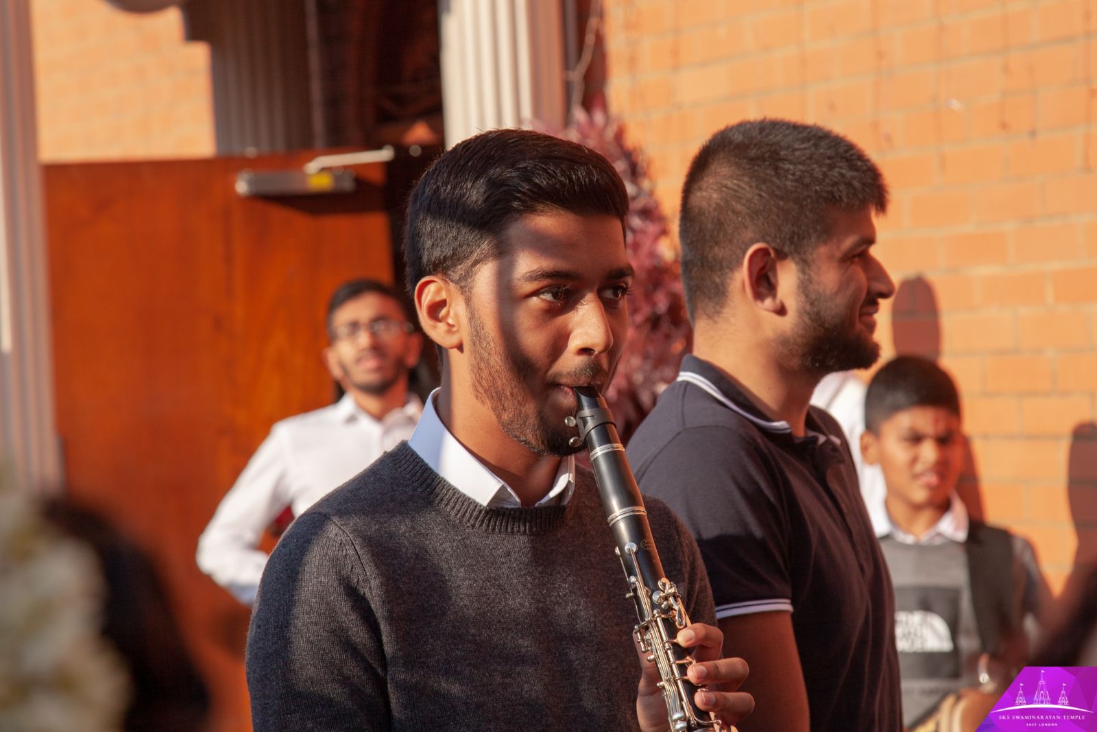 ©1987-2017 SKS Swaminarayan Temple East London