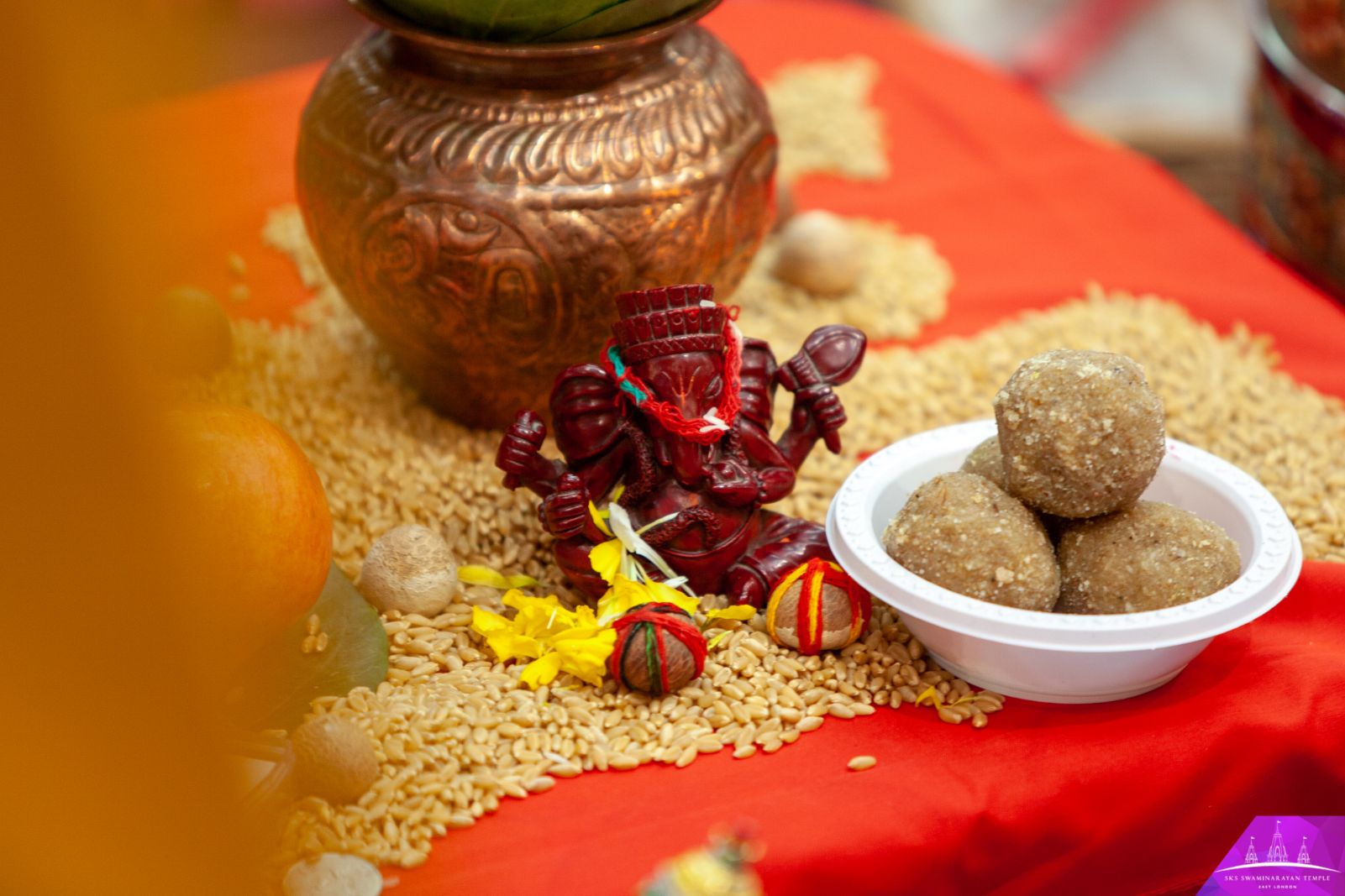 ©1987-2017 SKS Swaminarayan Temple East London