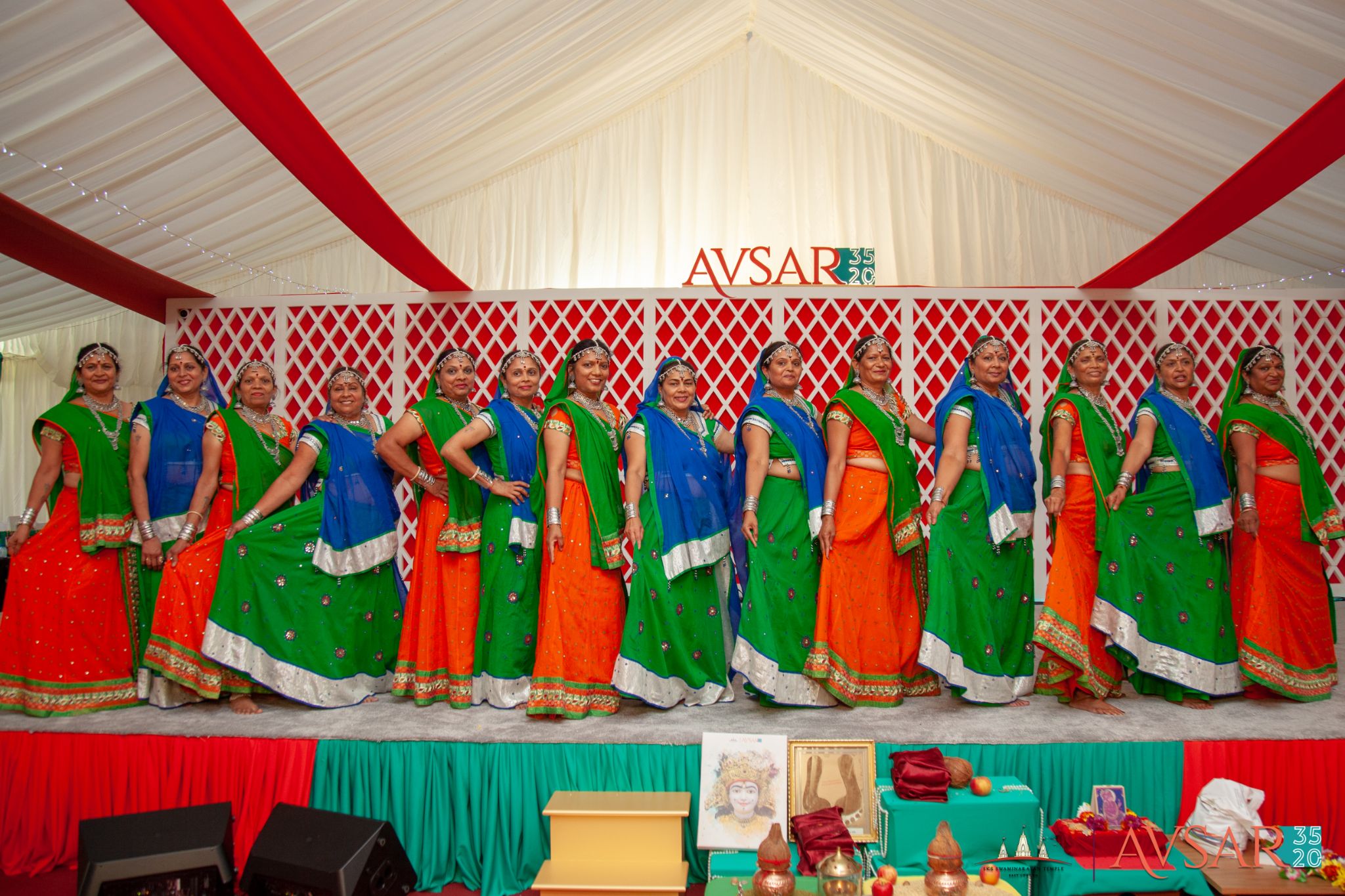 ©1987-2017 SKS Swaminarayan Temple East London