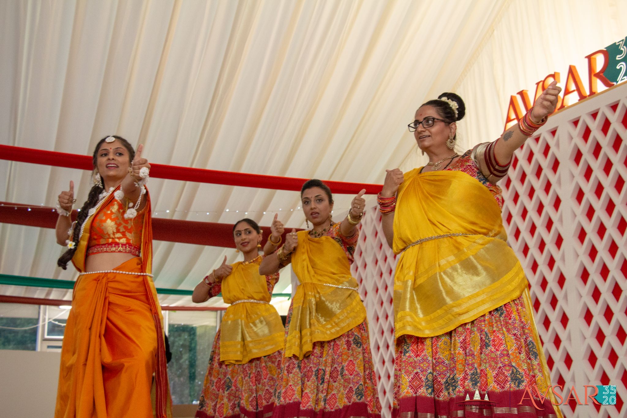 ©1987-2017 SKS Swaminarayan Temple East London