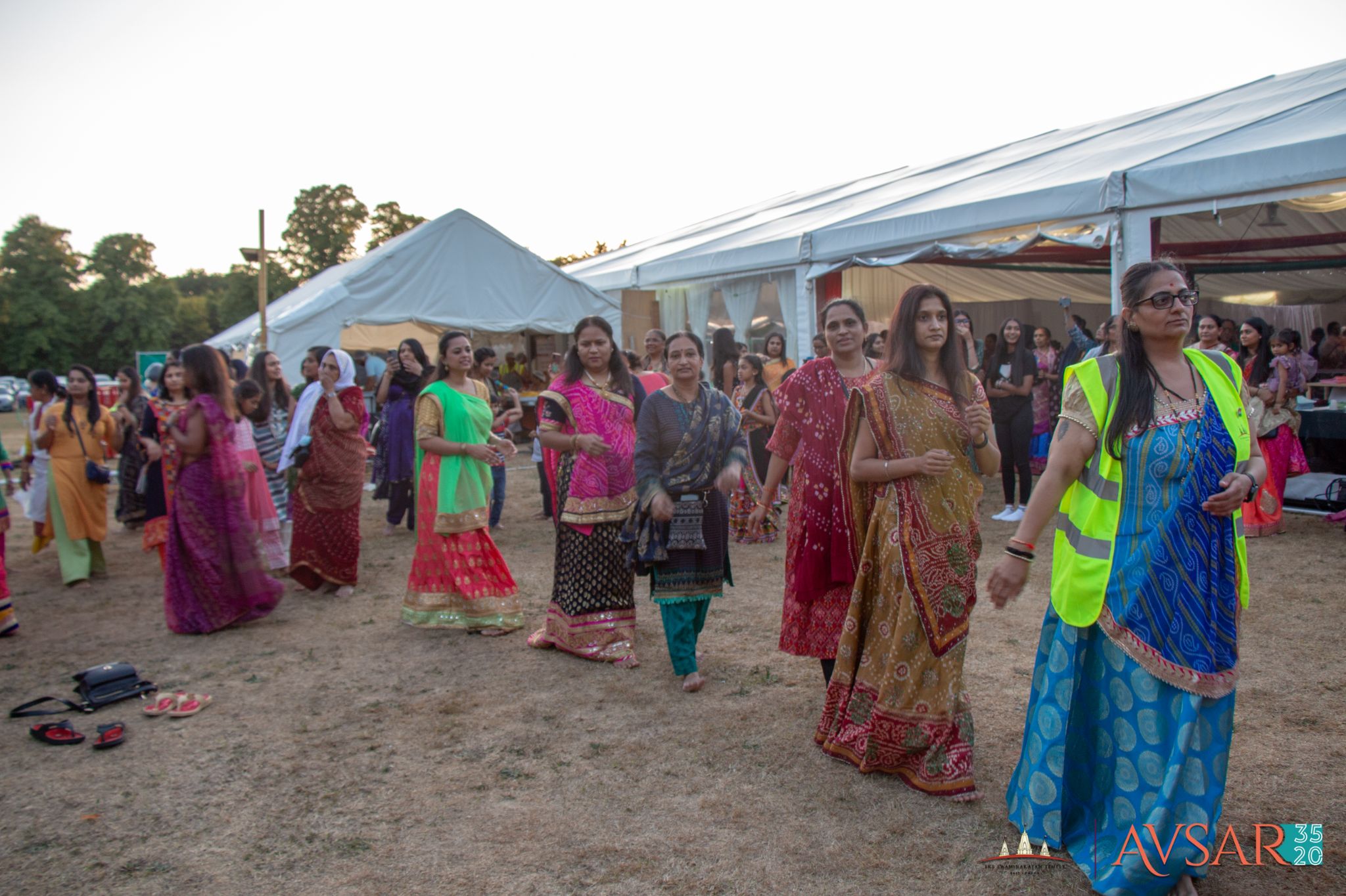 ©1987-2017 SKS Swaminarayan Temple East London