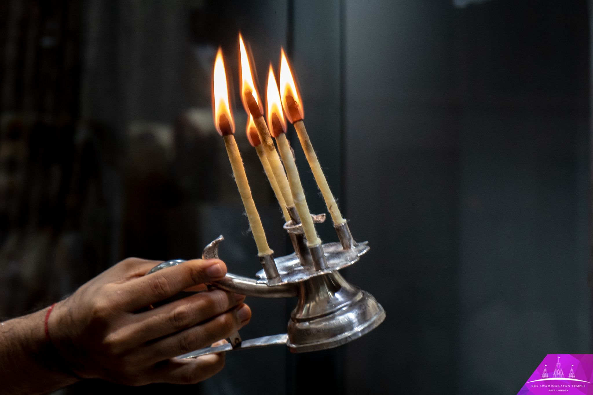 ©1987-2017 SKS Swaminarayan Temple East London