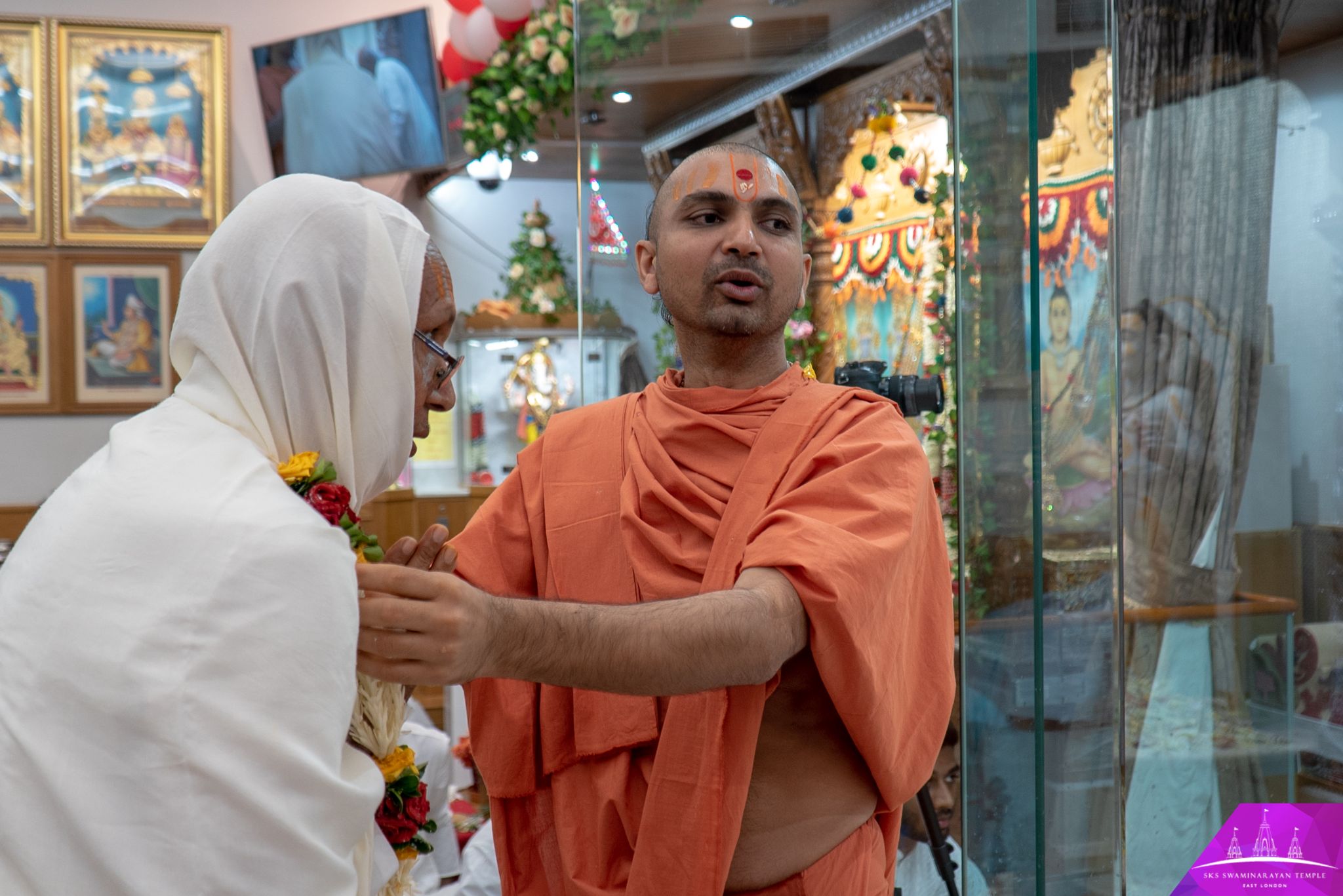 ©1987-2017 SKS Swaminarayan Temple East London