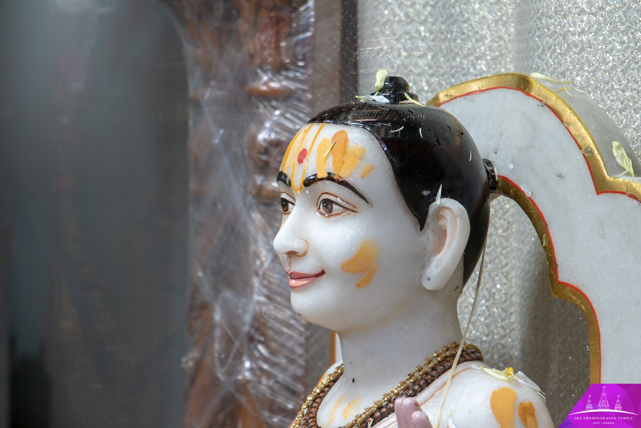 ©1987-2017 SKS Swaminarayan Temple East London