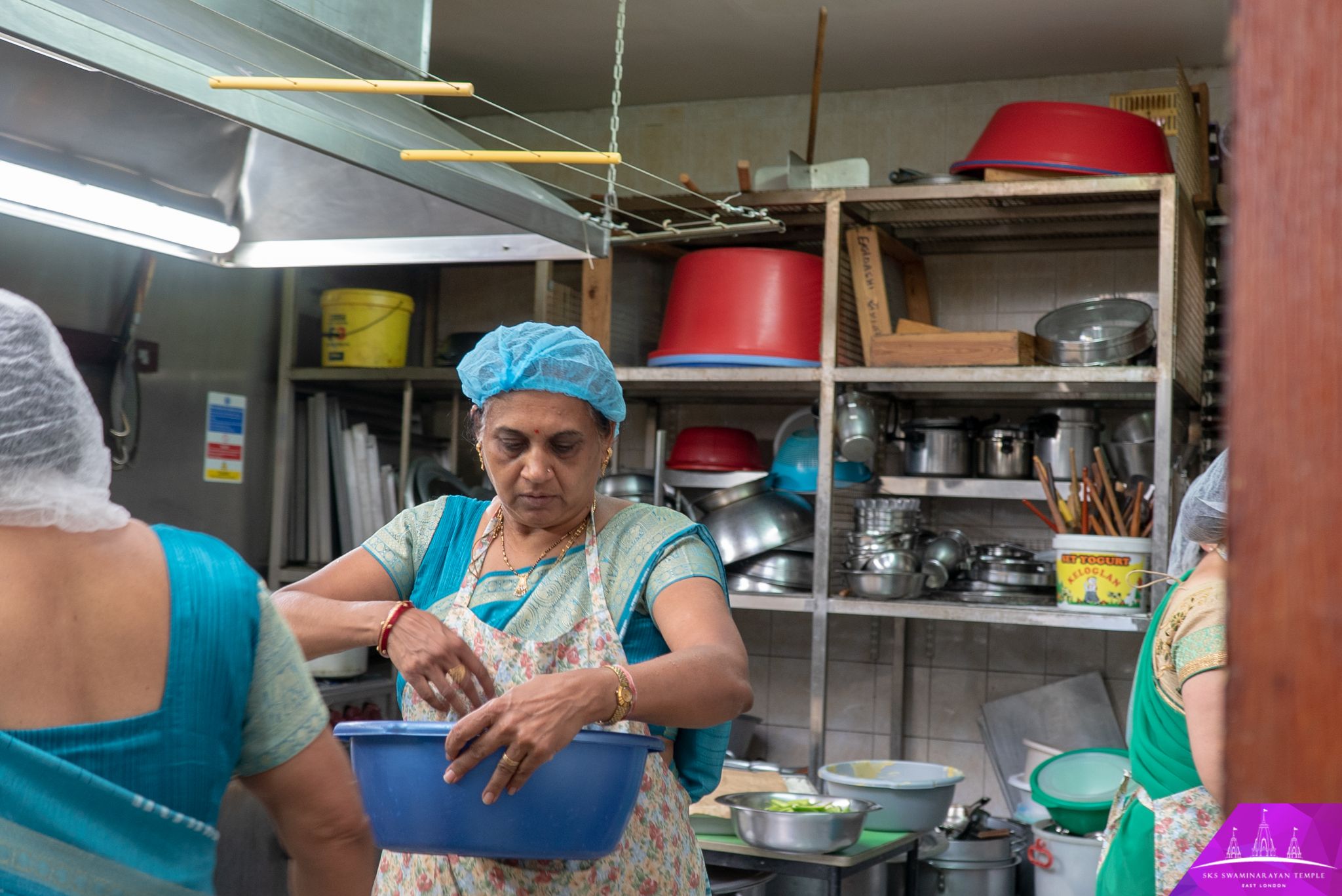 ©1987-2017 SKS Swaminarayan Temple East London