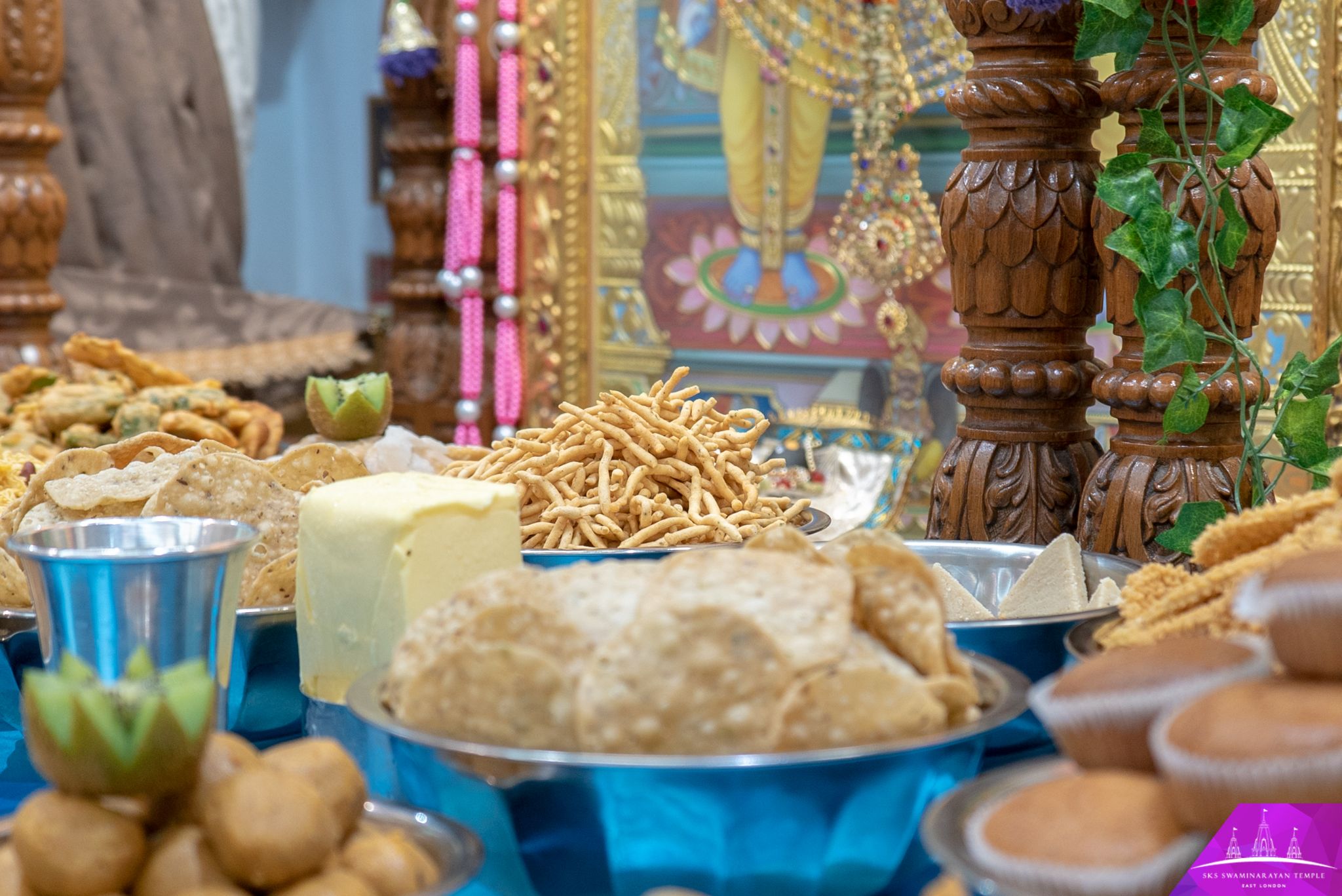 ©1987-2017 SKS Swaminarayan Temple East London