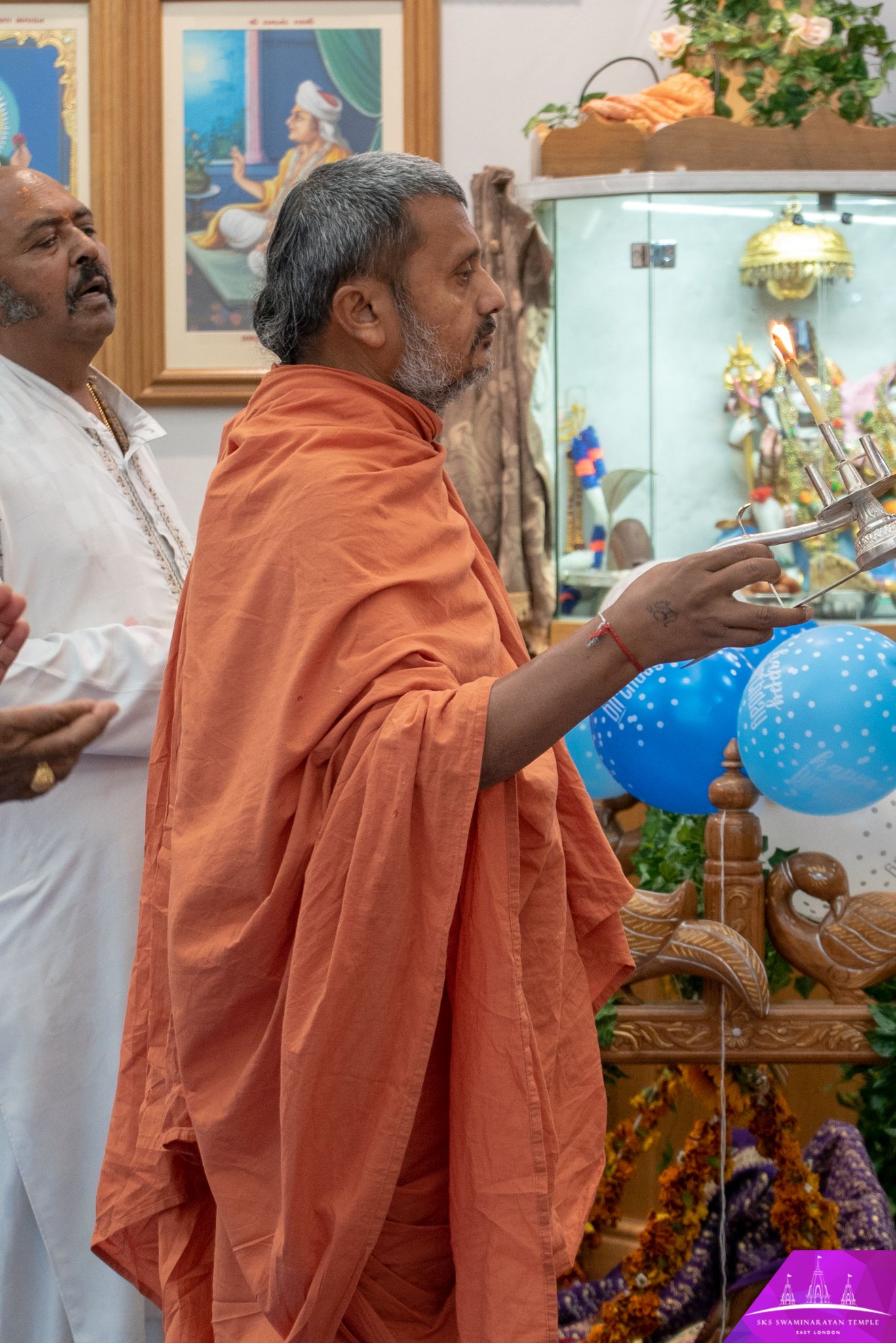©1987-2017 SKS Swaminarayan Temple East London