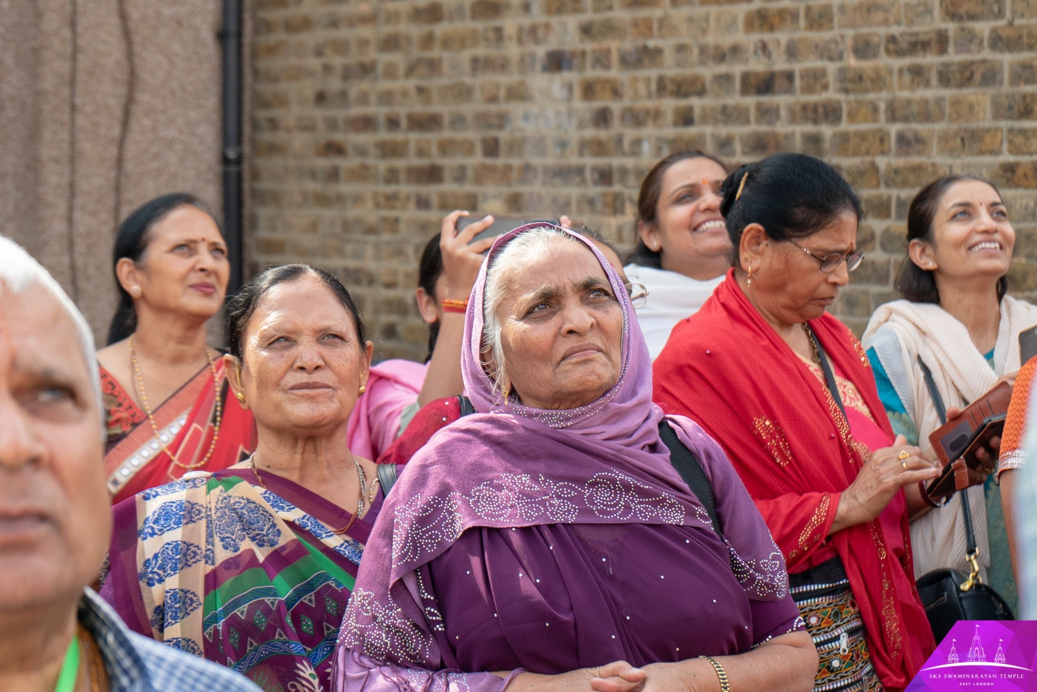 ©1987-2017 SKS Swaminarayan Temple East London