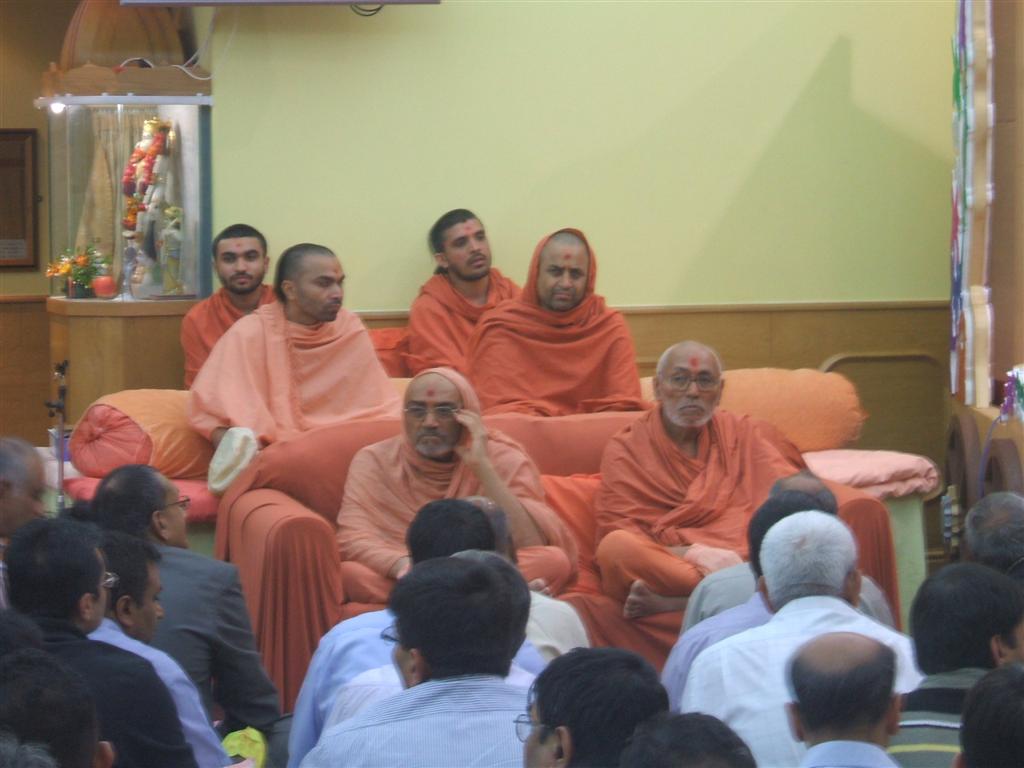 ©1987-2017 SKS Swaminarayan Temple East London