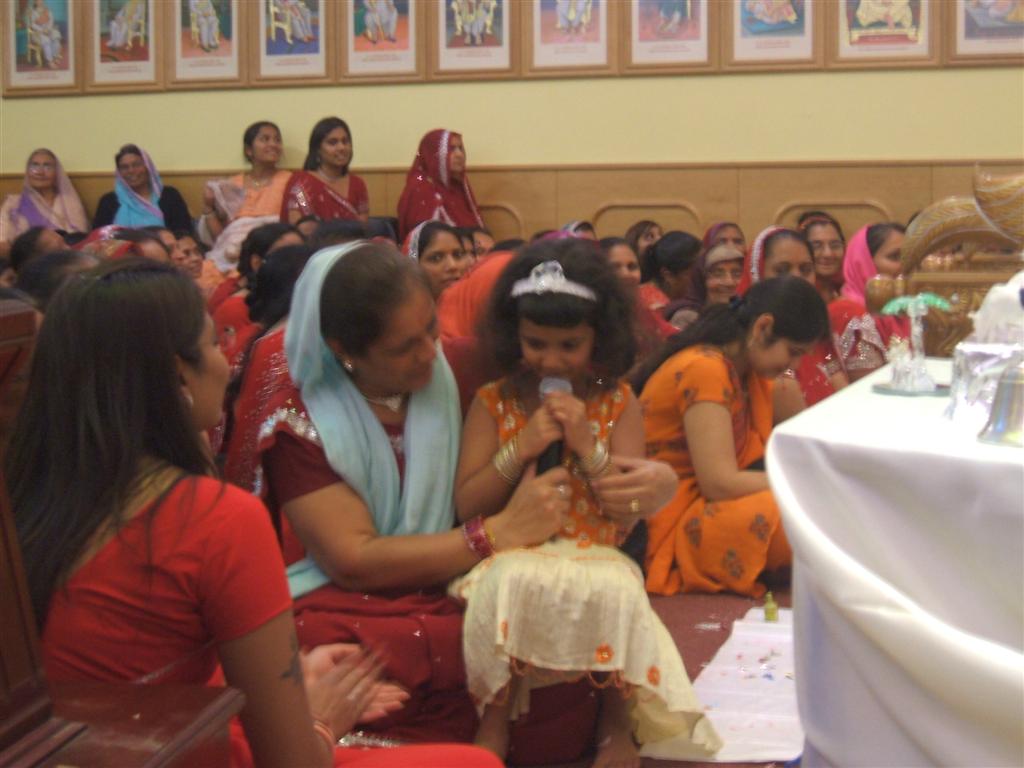 ©1987-2017 SKS Swaminarayan Temple East London