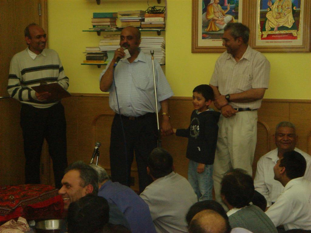 ©1987-2017 SKS Swaminarayan Temple East London