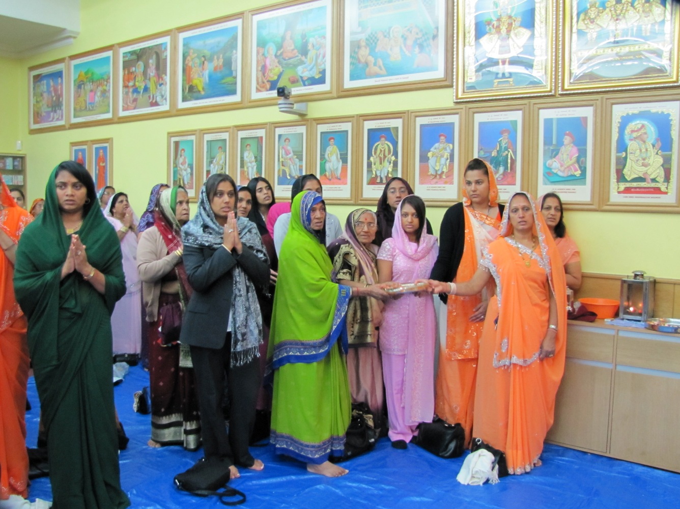 ©1987-2017 SKS Swaminarayan Temple East London