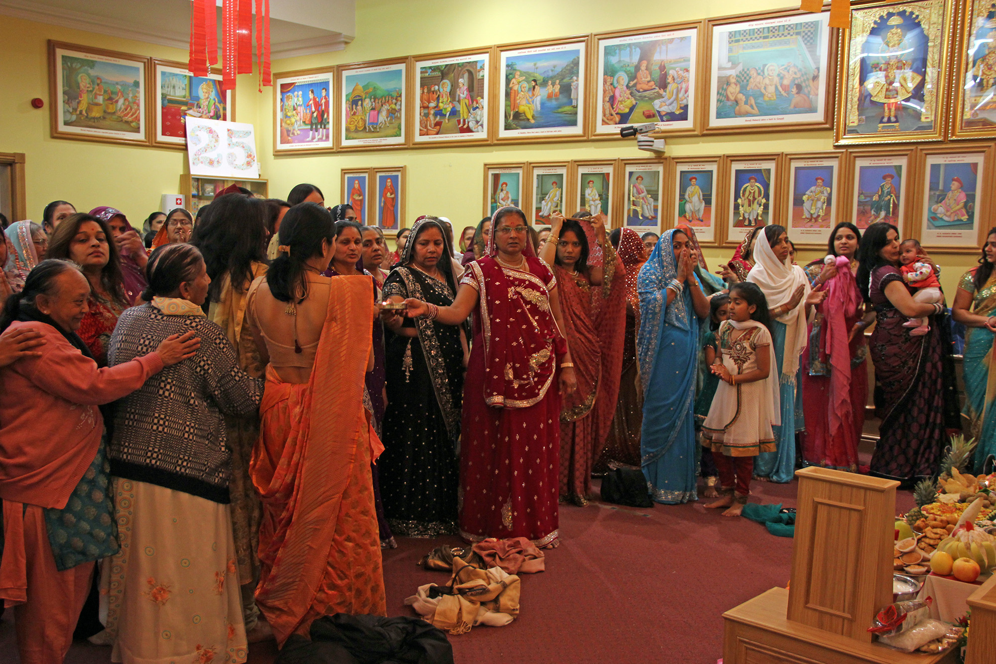 ©1987-2017 SKS Swaminarayan Temple East London