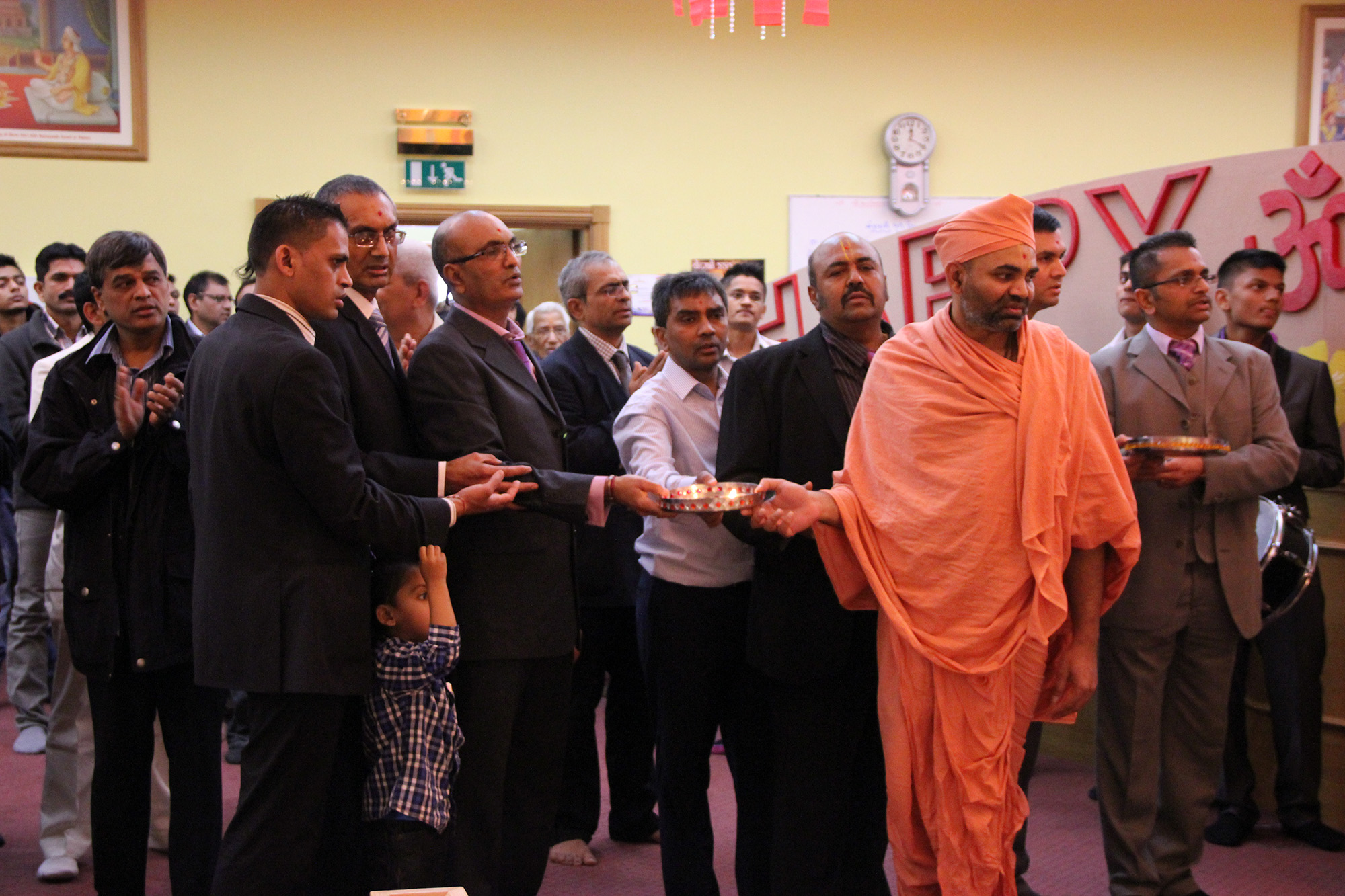 ©1987-2017 SKS Swaminarayan Temple East London