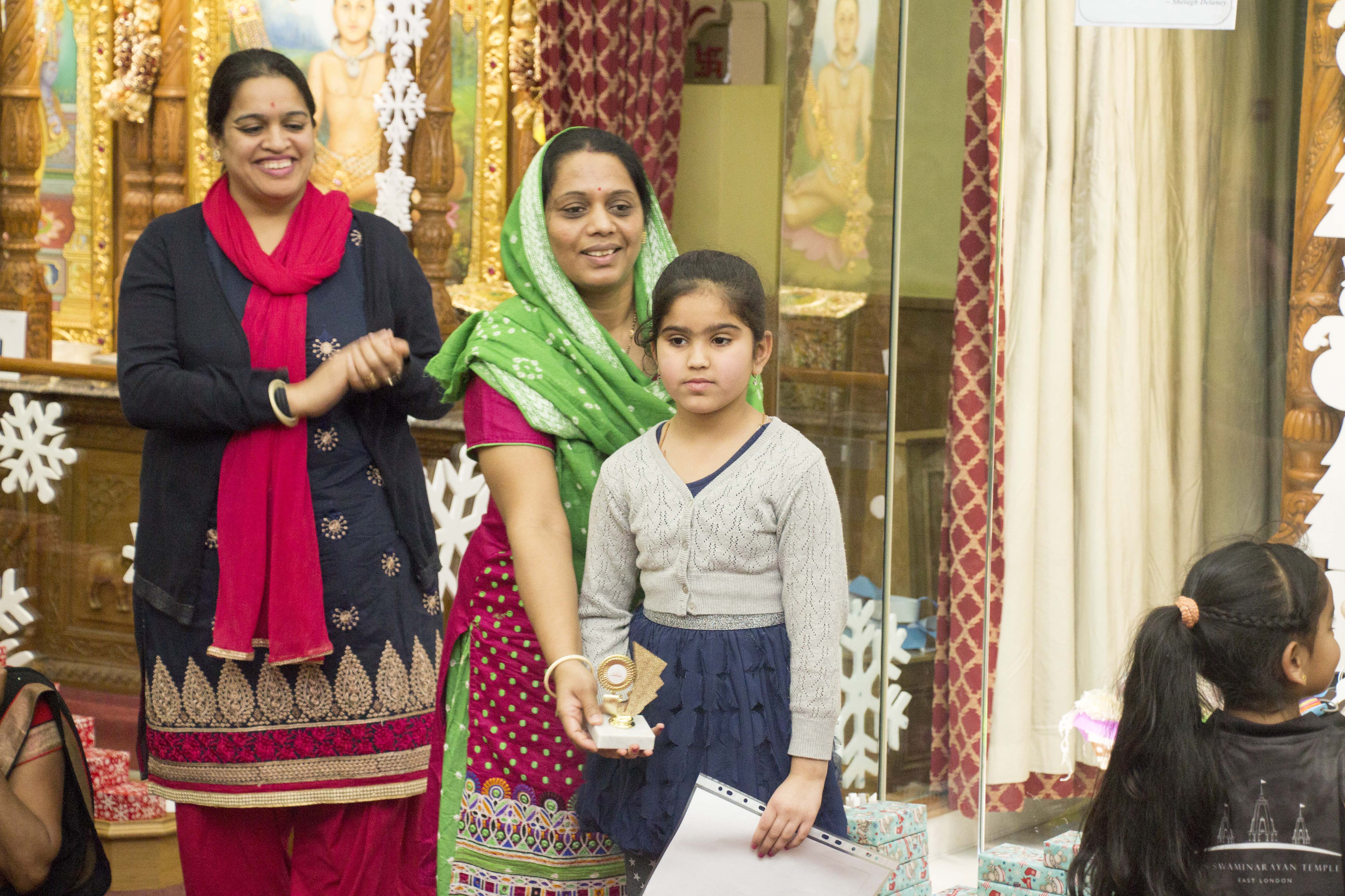 ©1987-2017 SKS Swaminarayan Temple East London