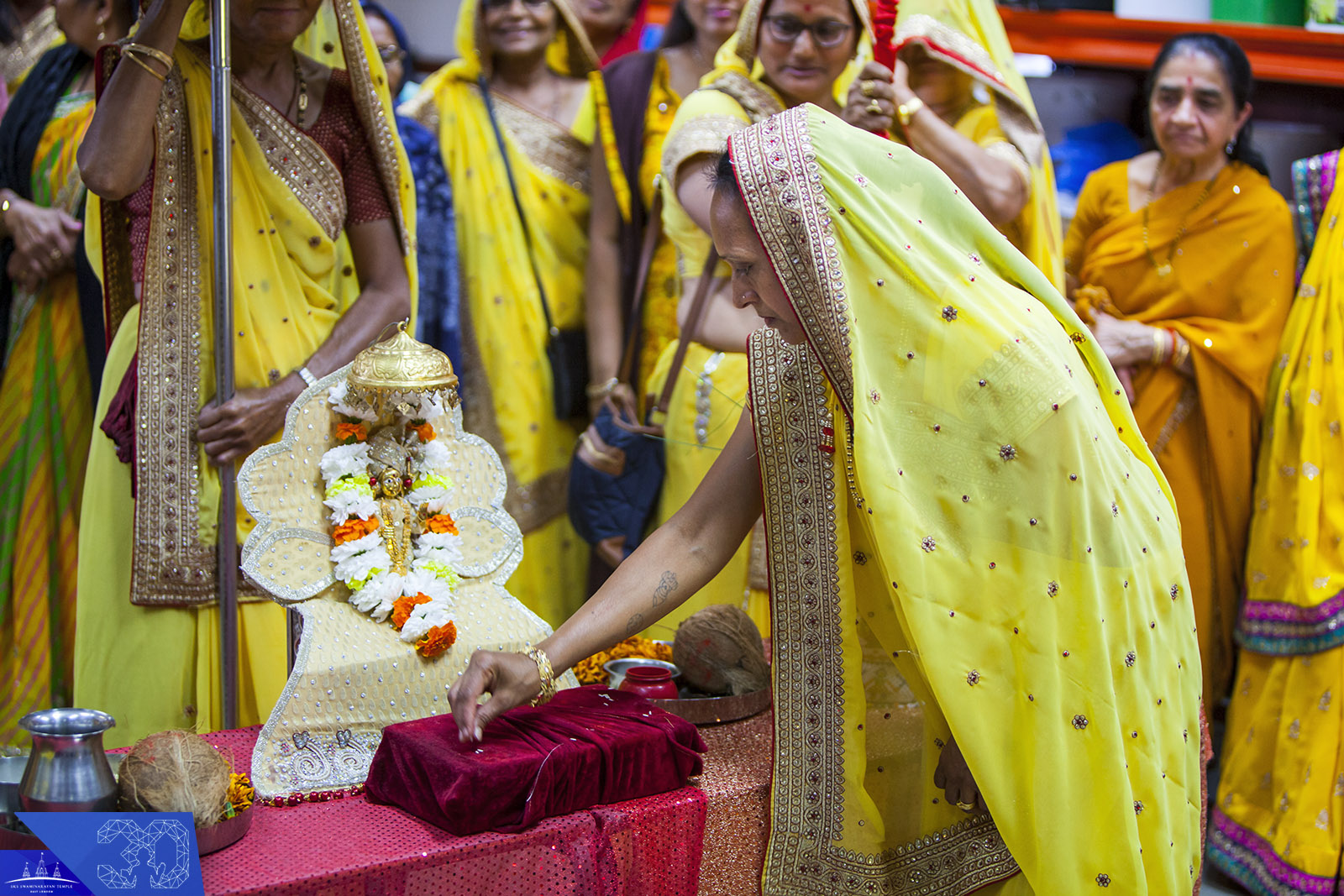 10 - ©1987-2017 SKS Swaminarayan Temple East London