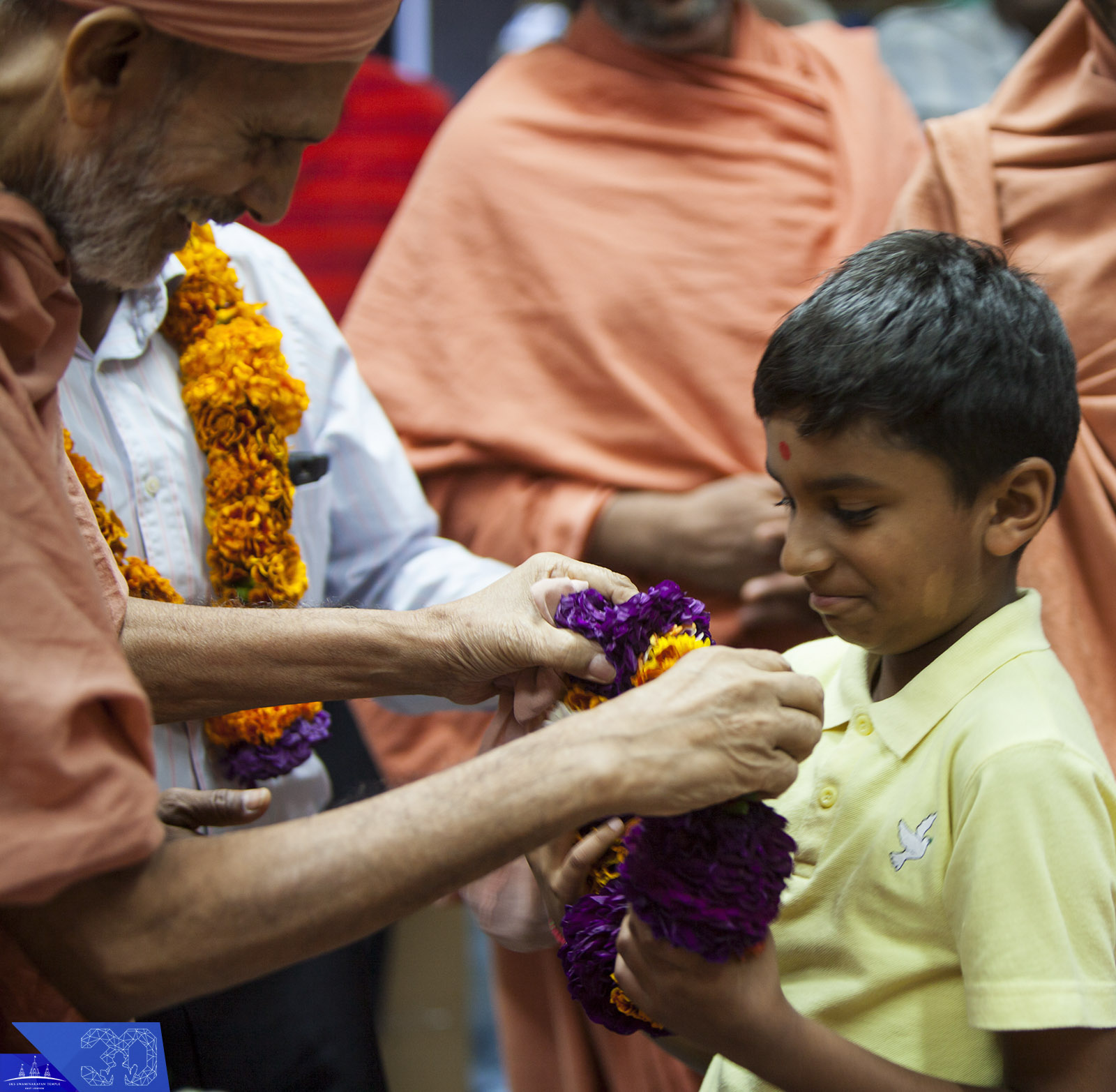 21 - ©1987-2017 SKS Swaminarayan Temple East London