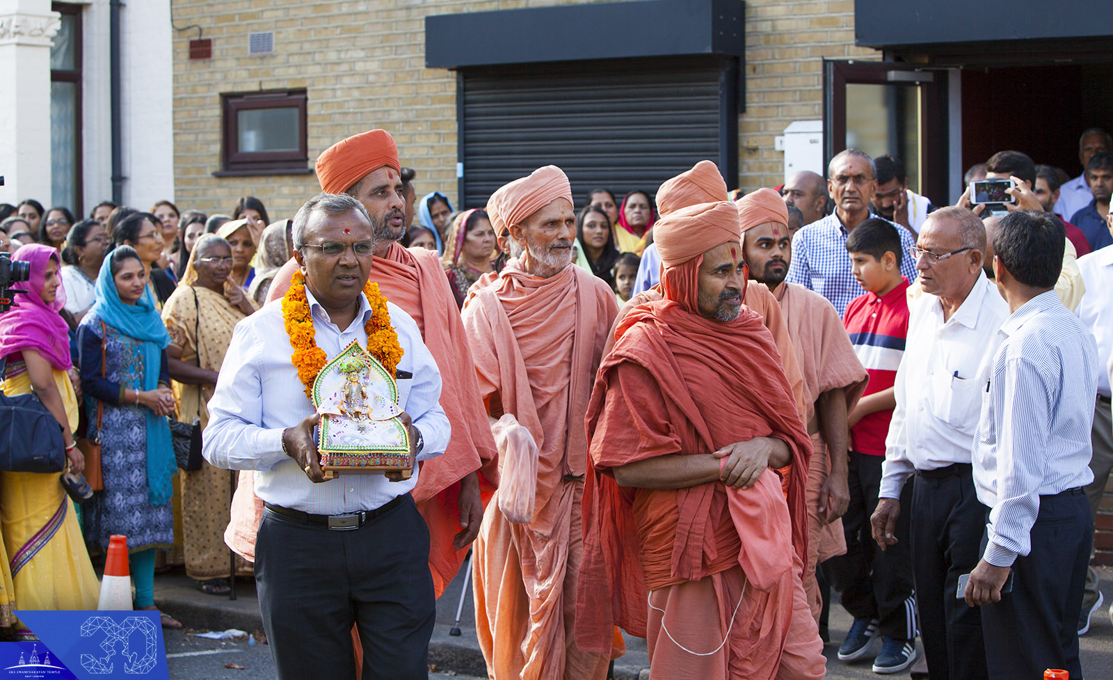 24 - ©1987-2017 SKS Swaminarayan Temple East London
