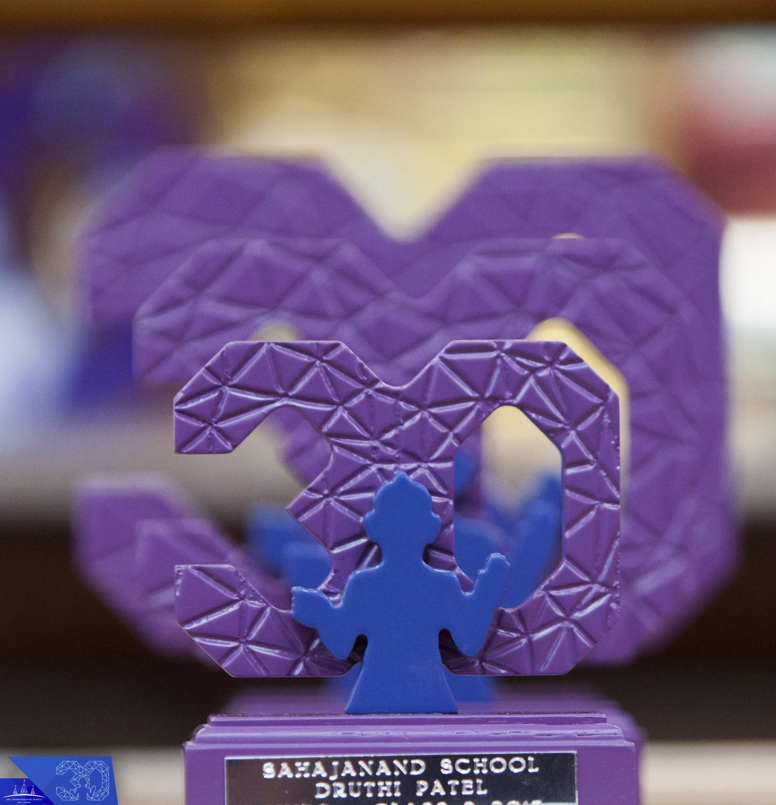 43 - ©1987-2017 SKS Swaminarayan Temple East London