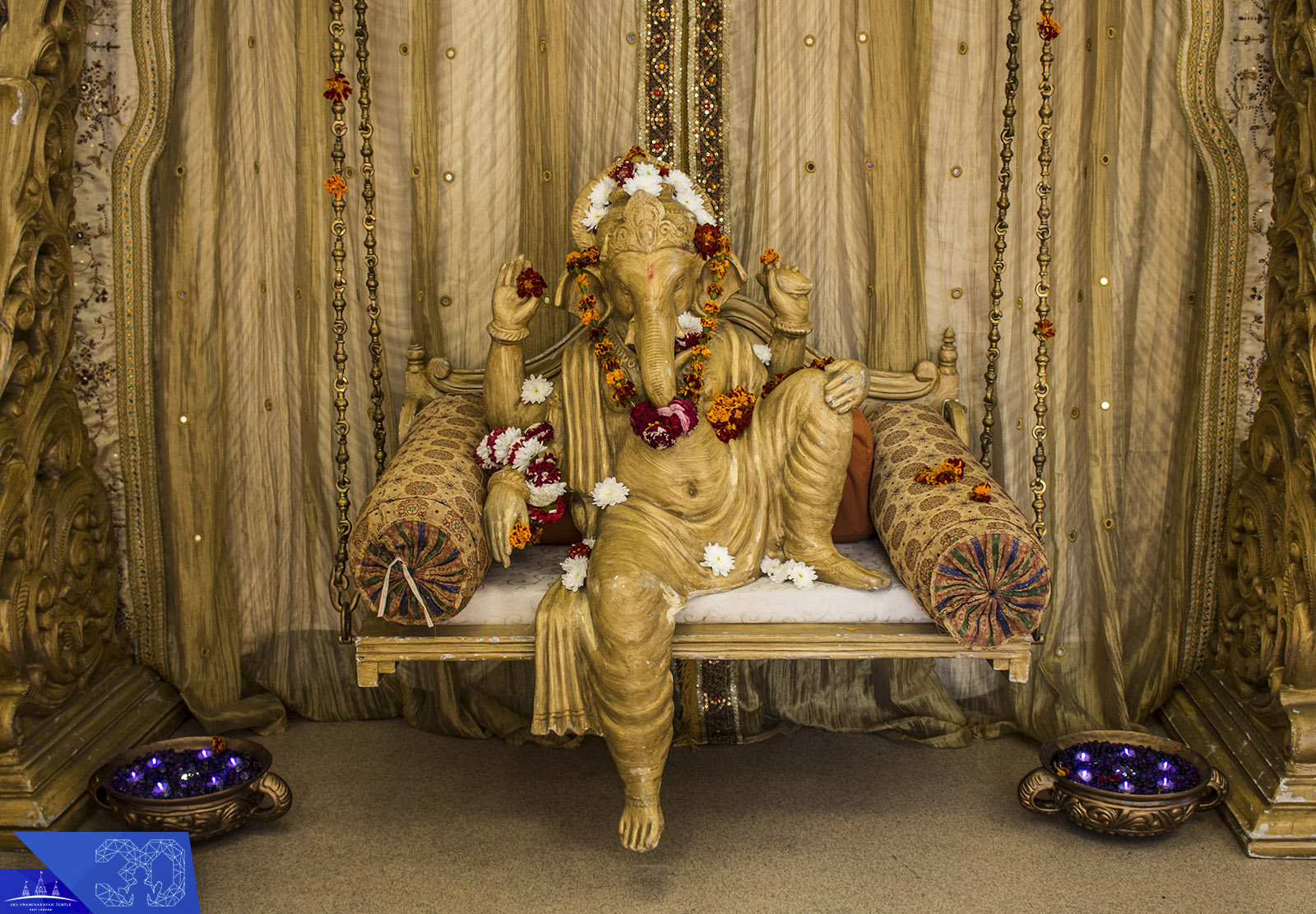 24 - ©1987-2017 SKS Swaminarayan Temple East London