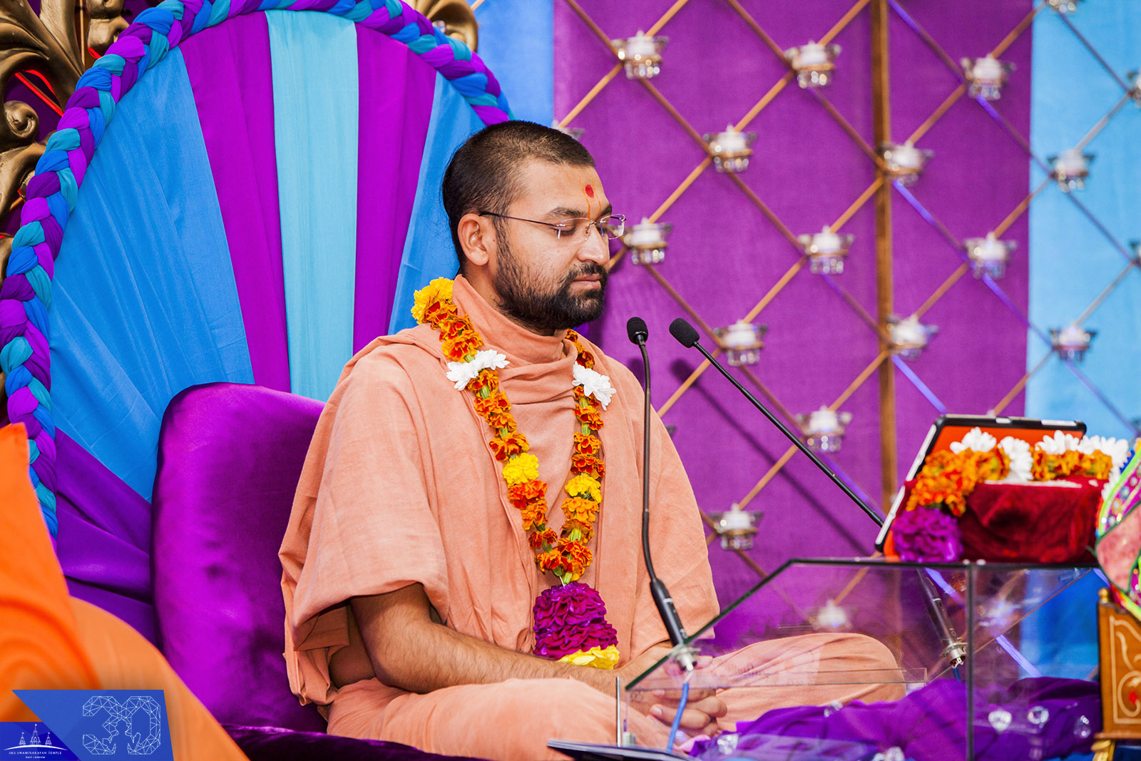 55 - ©1987-2017 SKS Swaminarayan Temple East London