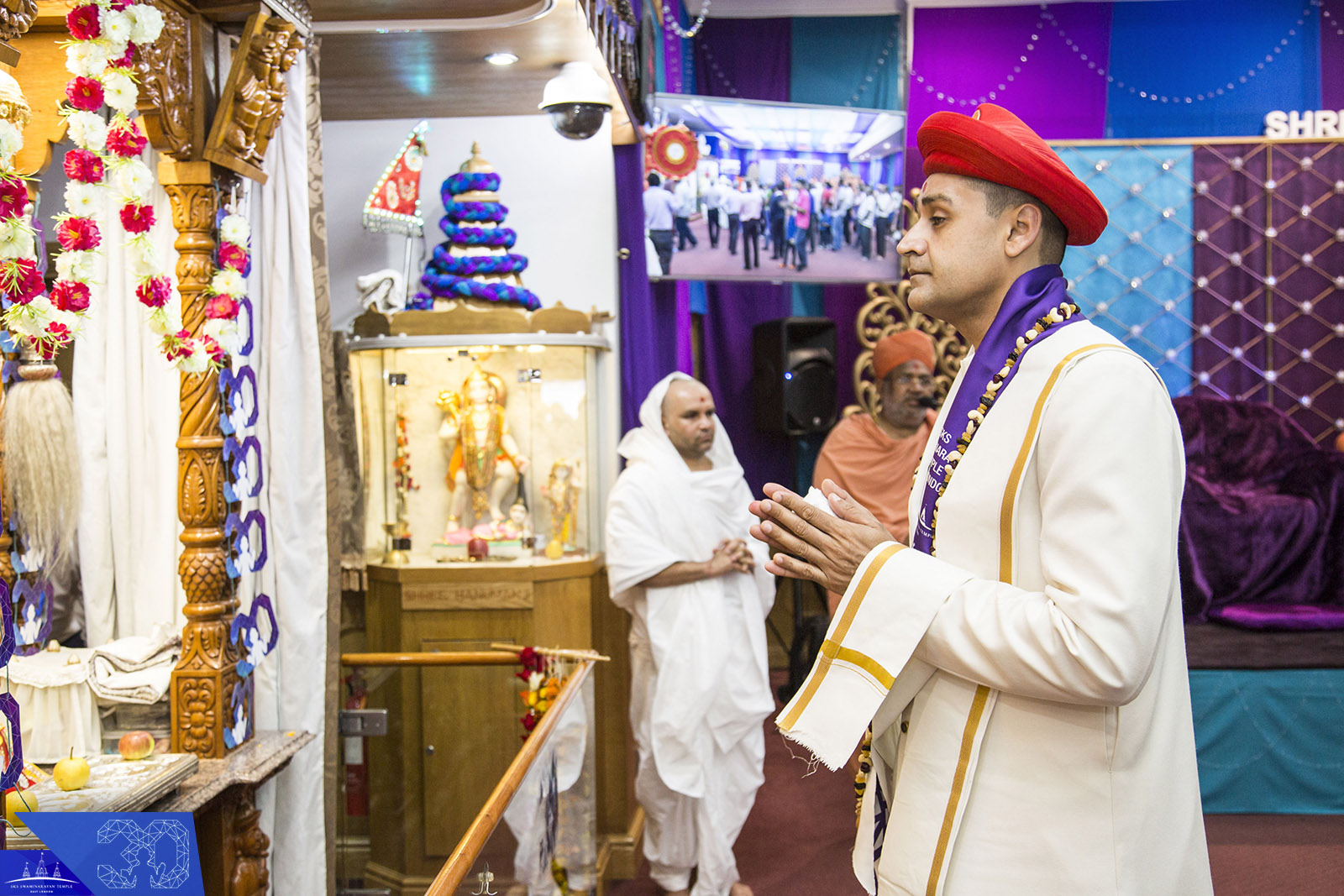 60e - ©1987-2017 SKS Swaminarayan Temple East London