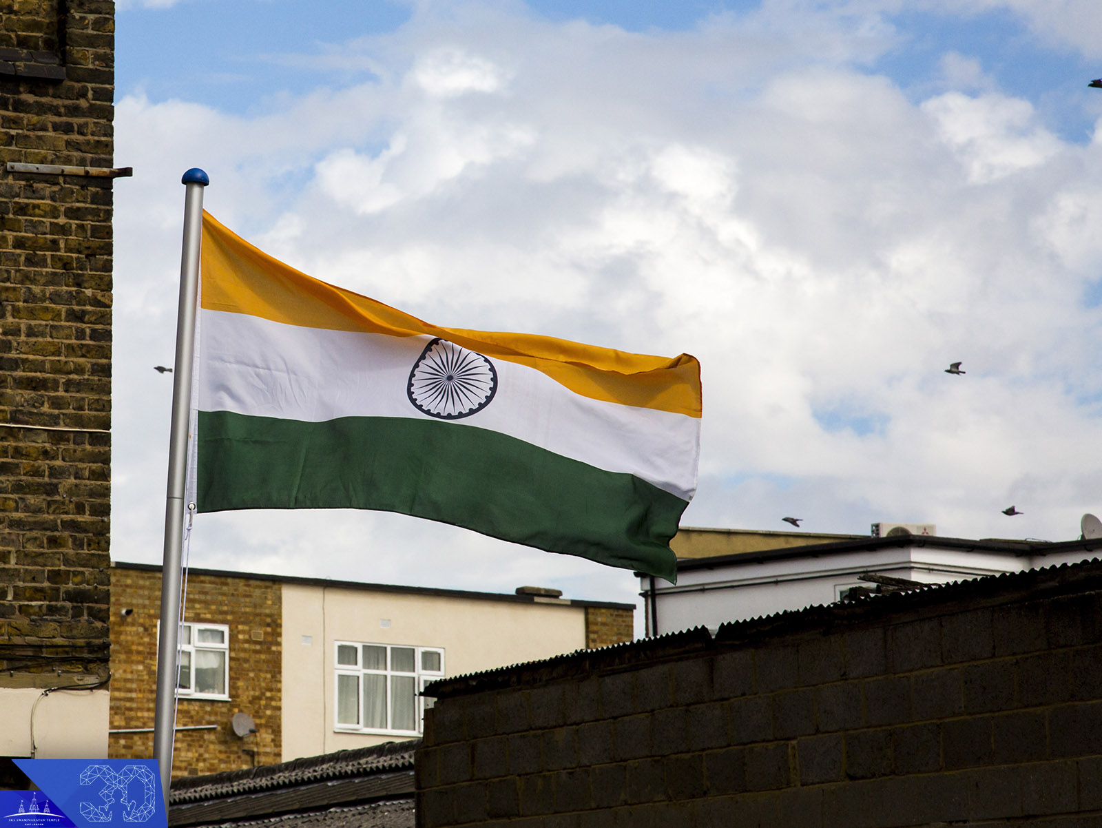 66a - ©1987-2017 SKS Swaminarayan Temple East London