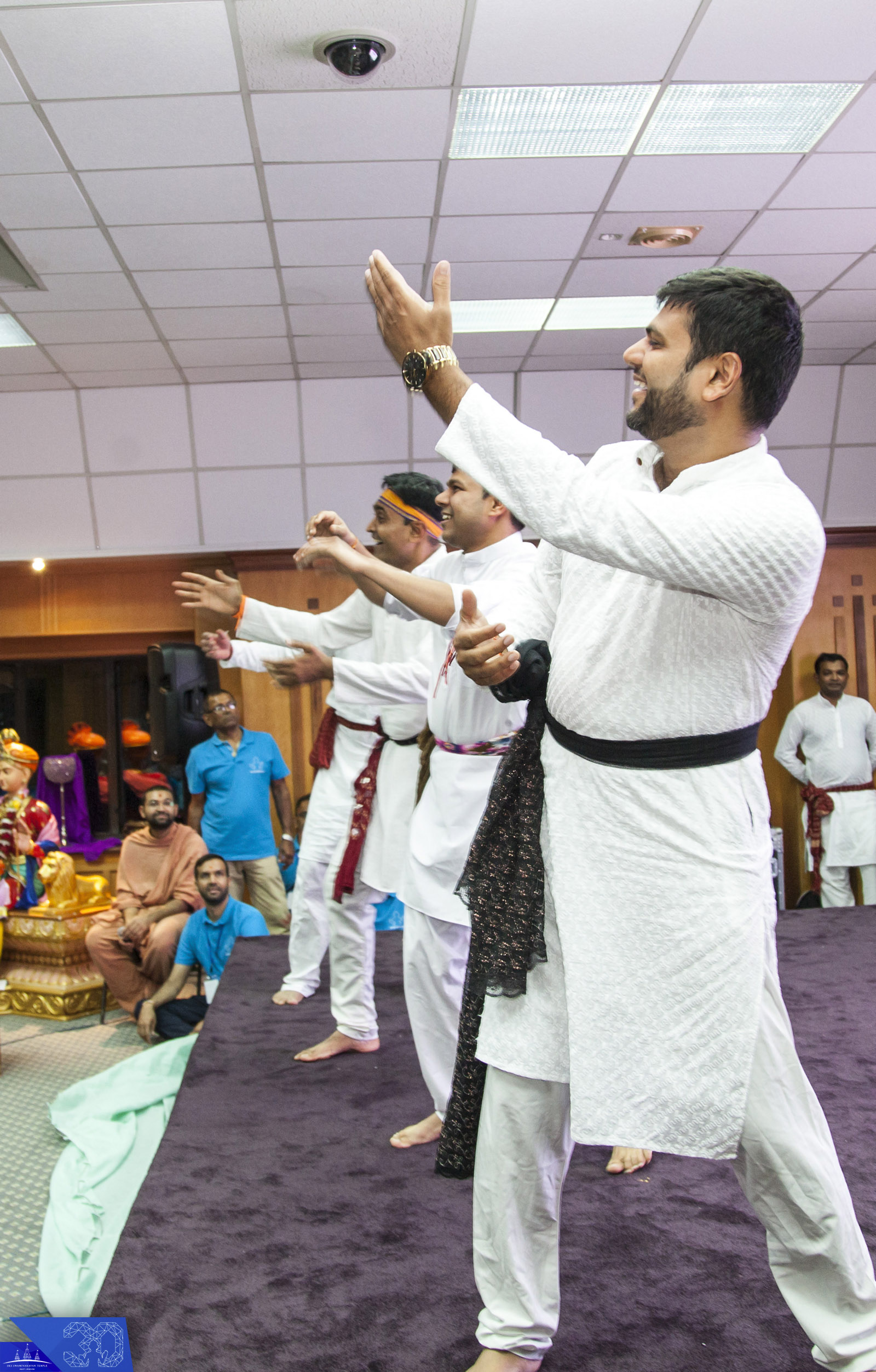 94 - ©1987-2017 SKS Swaminarayan Temple East London