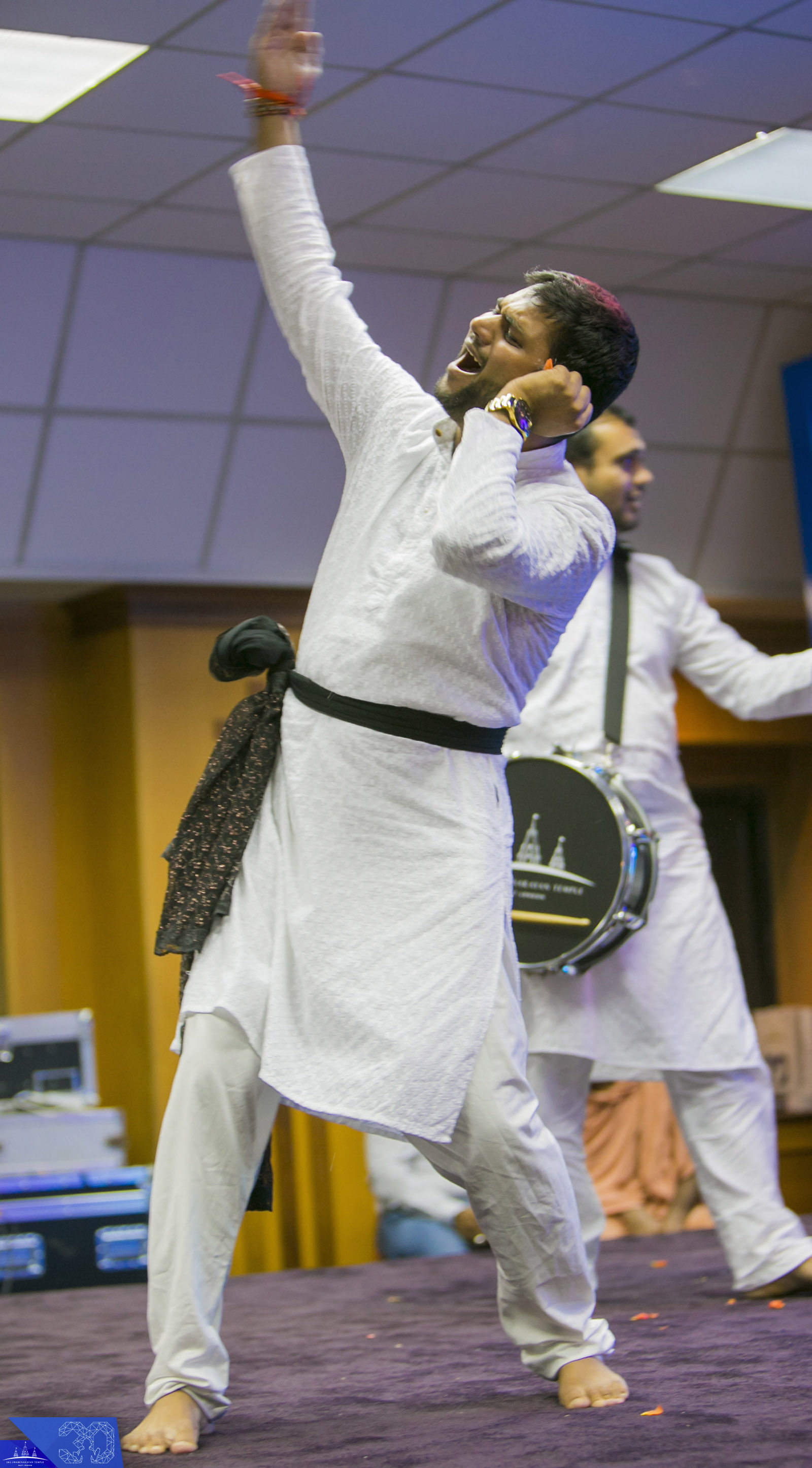 94a - ©1987-2017 SKS Swaminarayan Temple East London