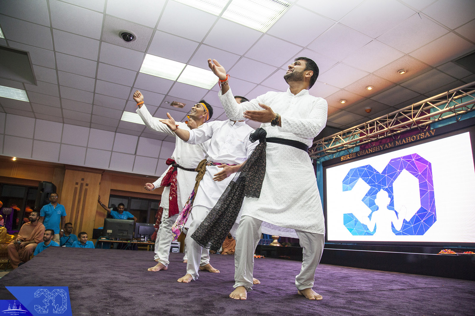 96 - ©1987-2017 SKS Swaminarayan Temple East London