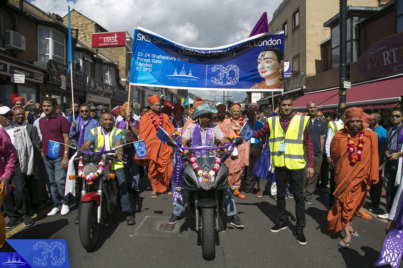 ©1987-2017 SKS Swaminarayan Temple East London