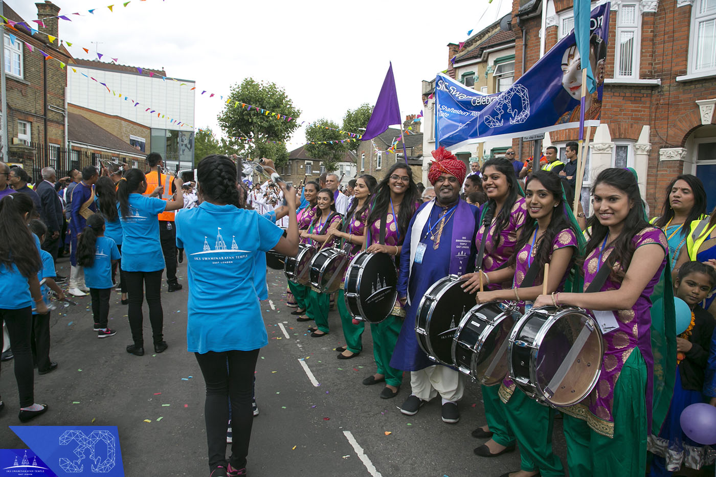 ©1987-2017 SKS Swaminarayan Temple East London