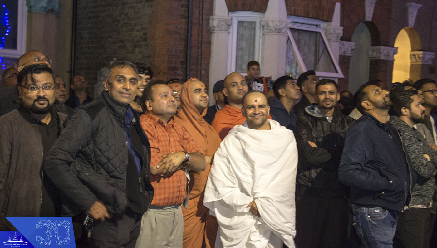 005d - ©1987-2017 SKS Swaminarayan Temple East London