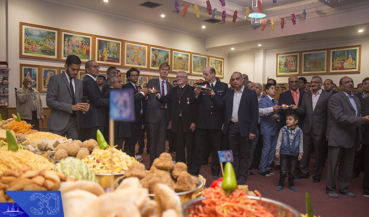 044 - ©1987-2017 SKS Swaminarayan Temple East London