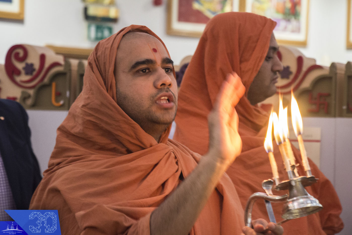 045 - ©1987-2017 SKS Swaminarayan Temple East London