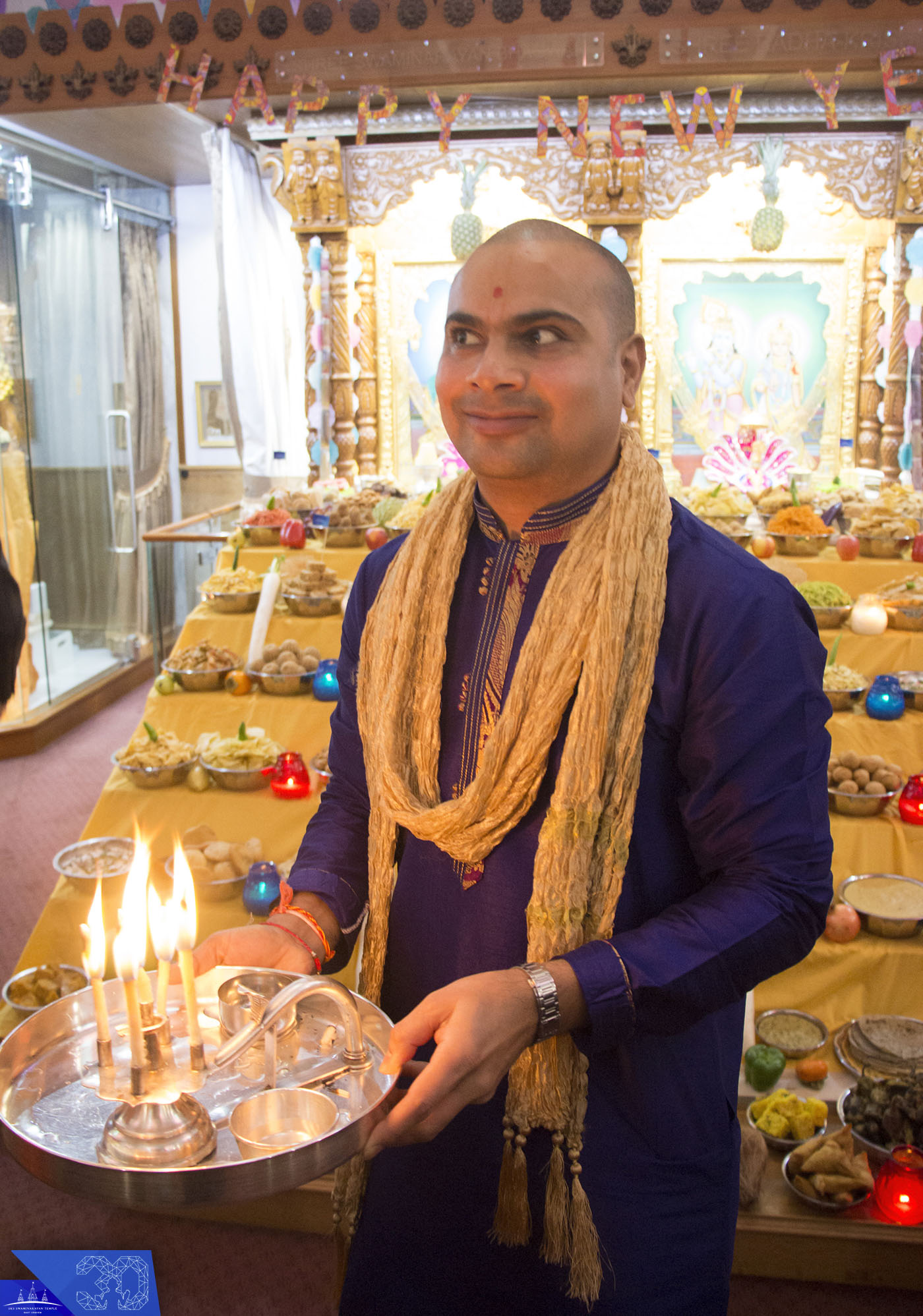 046 - ©1987-2017 SKS Swaminarayan Temple East London