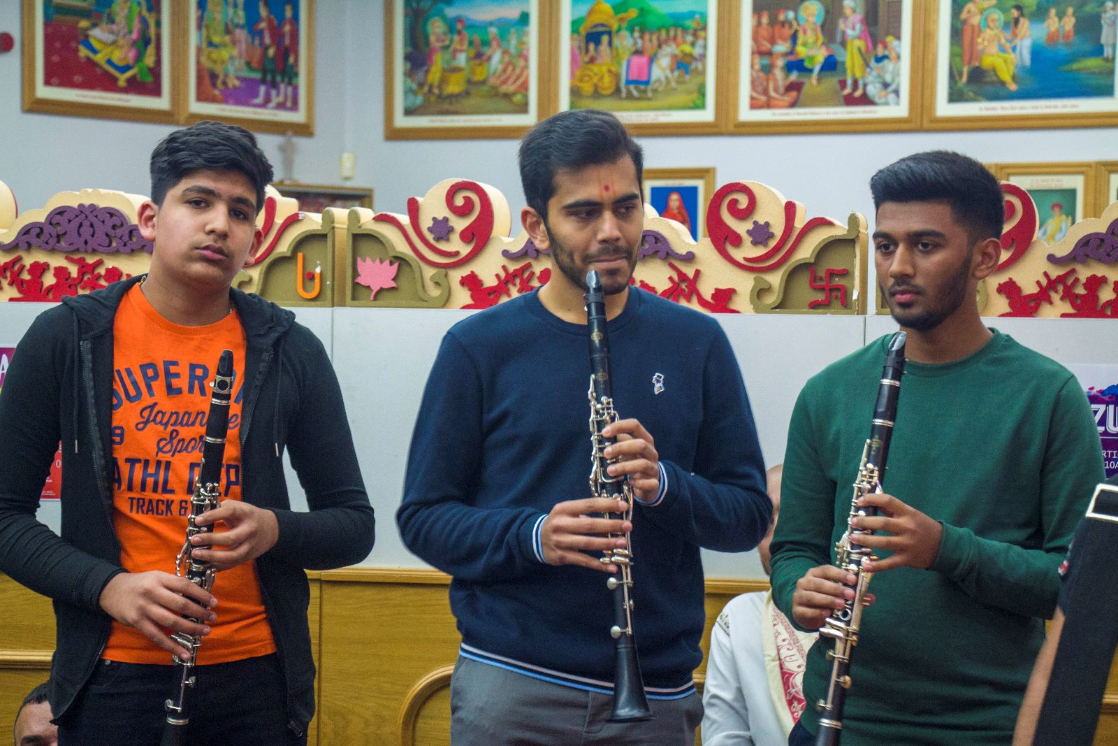 ©1987-2017 SKS Swaminarayan Temple East London