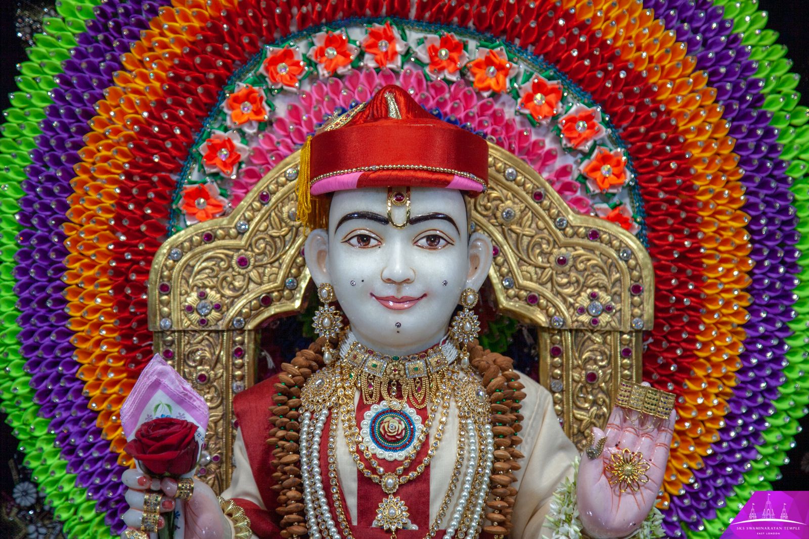 ©1987-2017 SKS Swaminarayan Temple East London