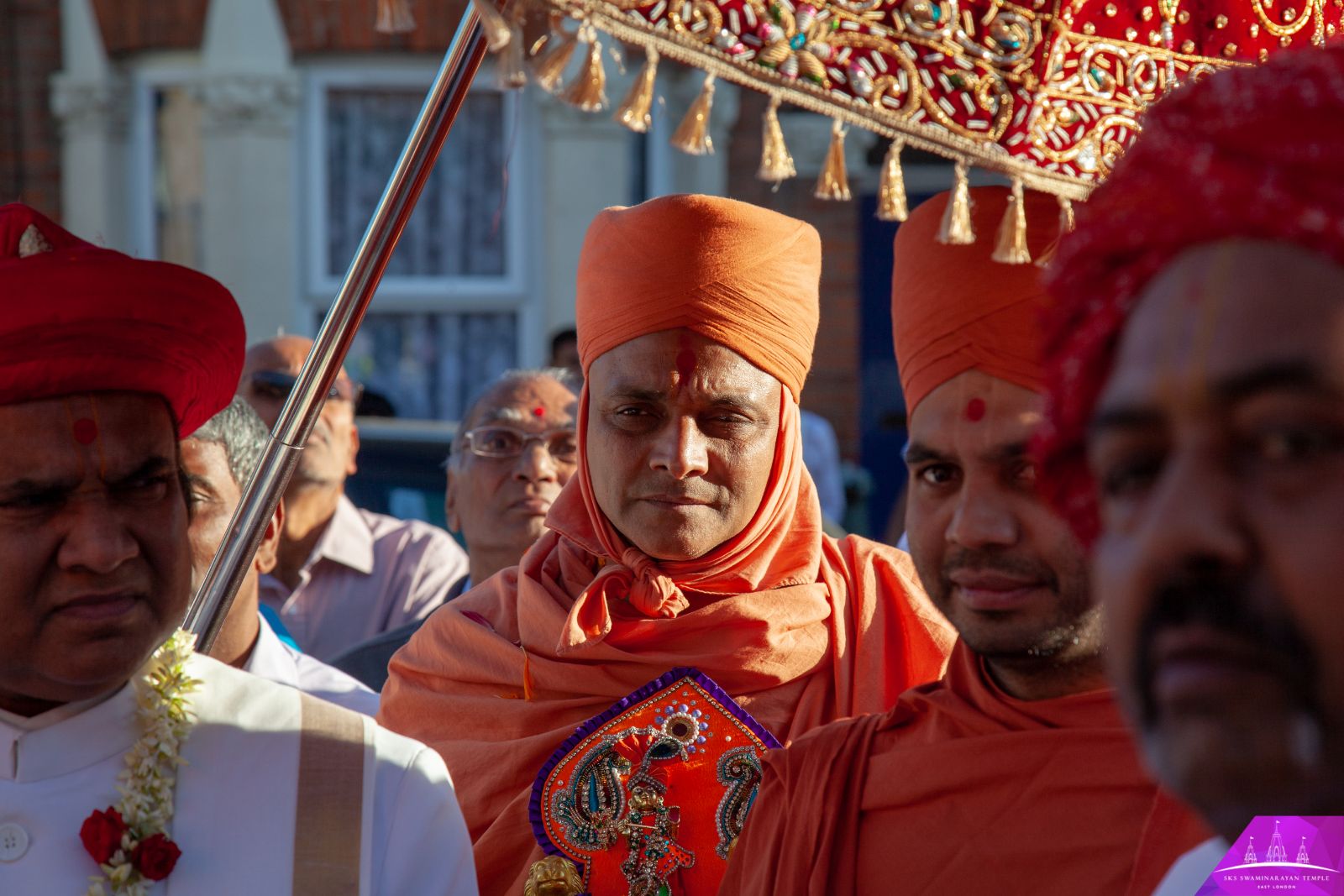 ©1987-2017 SKS Swaminarayan Temple East London