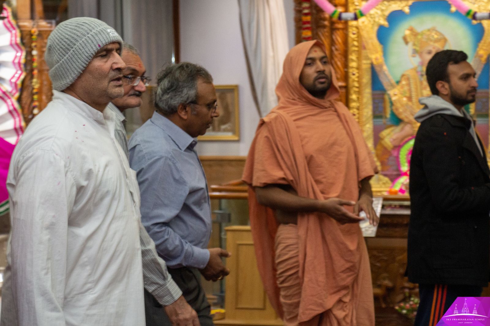 ©1987-2017 SKS Swaminarayan Temple East London