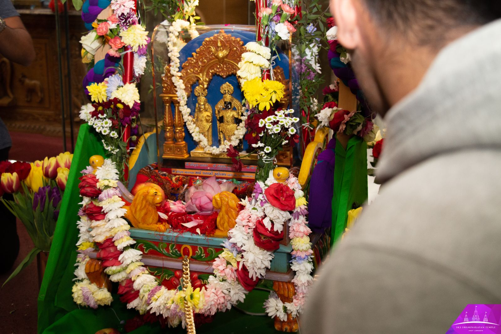 ©1987-2017 SKS Swaminarayan Temple East London