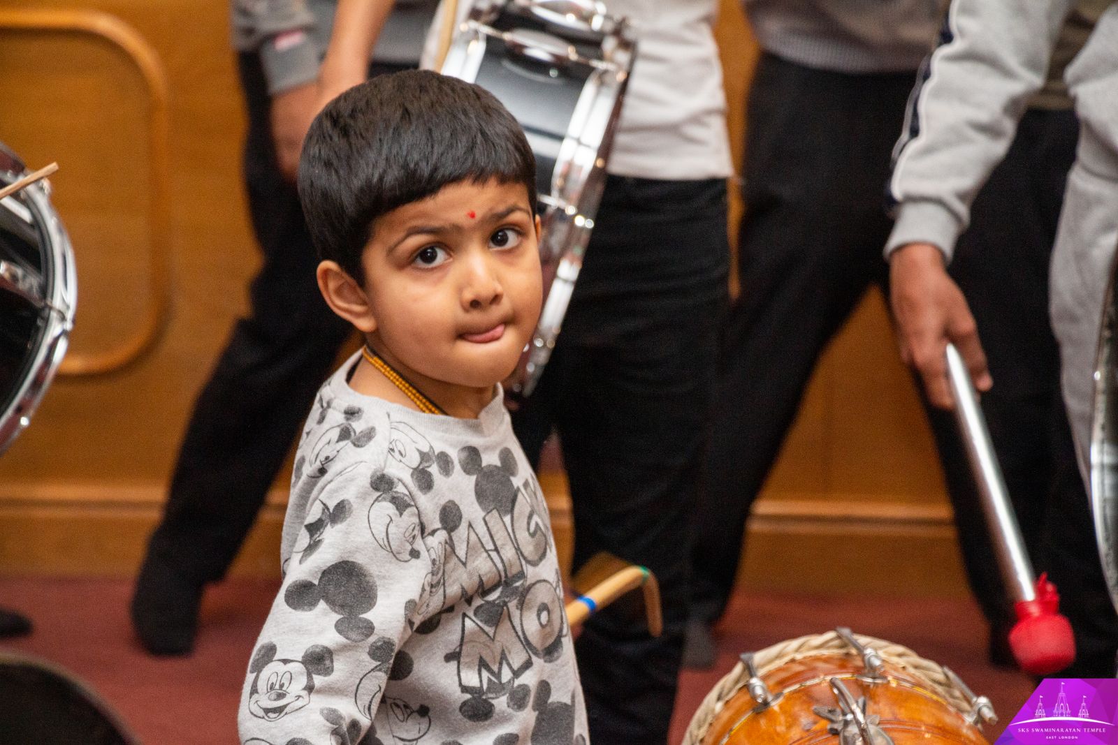 ©1987-2017 SKS Swaminarayan Temple East London