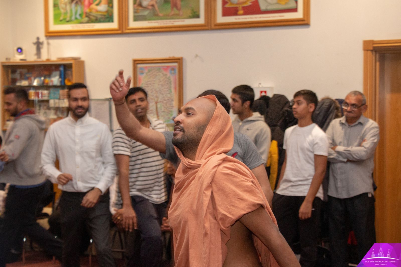 ©1987-2017 SKS Swaminarayan Temple East London