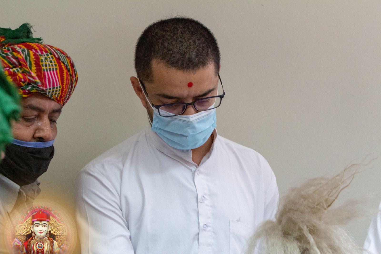 ©1987-2017 SKS Swaminarayan Temple East London