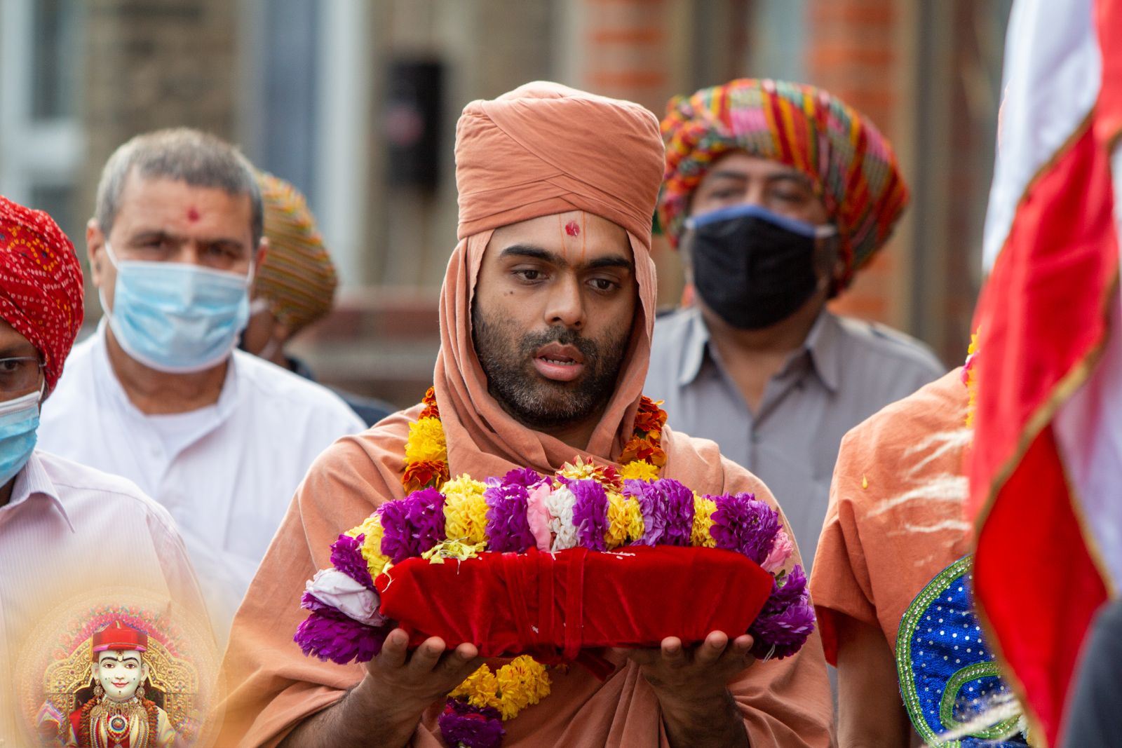 ©1987-2017 SKS Swaminarayan Temple East London