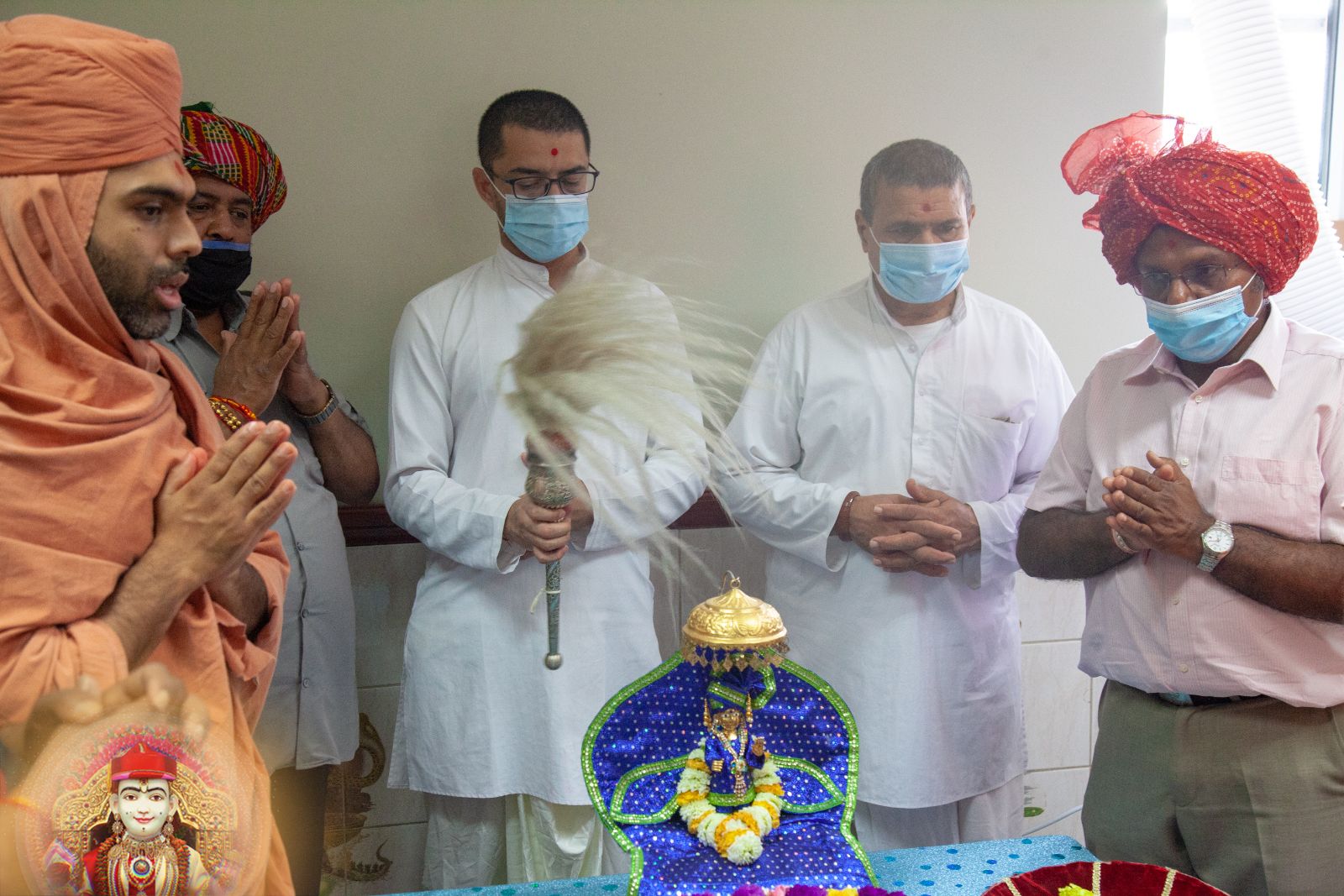 ©1987-2017 SKS Swaminarayan Temple East London