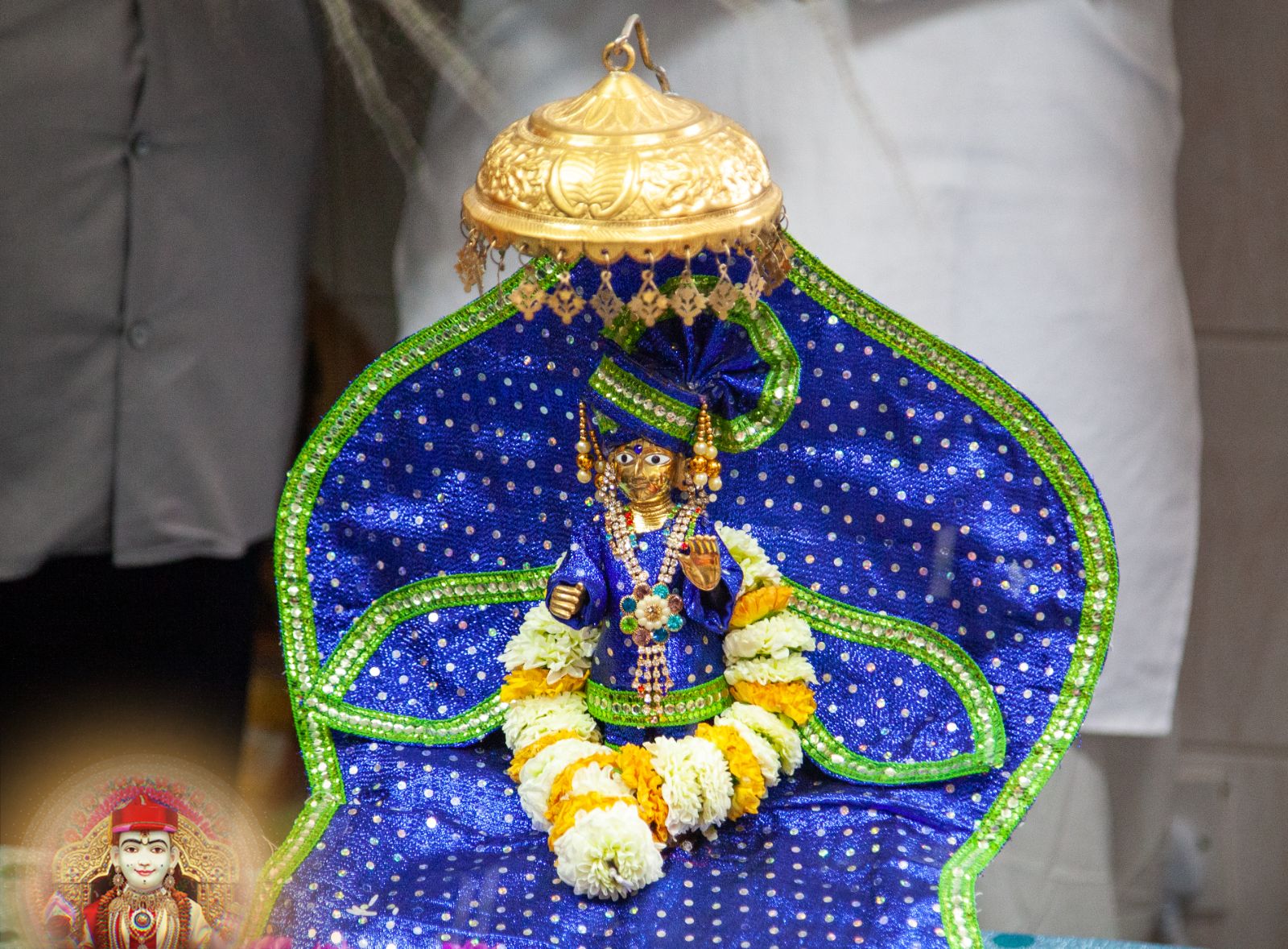 ©1987-2017 SKS Swaminarayan Temple East London